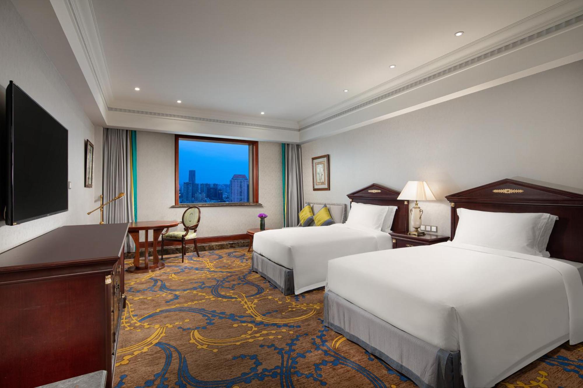 High Floor Standard Twin Room