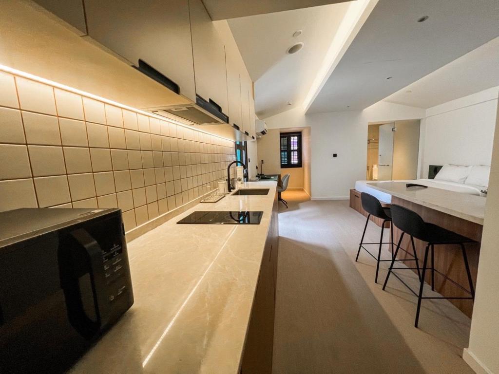 Suite Terrace,1503125878:JPEG