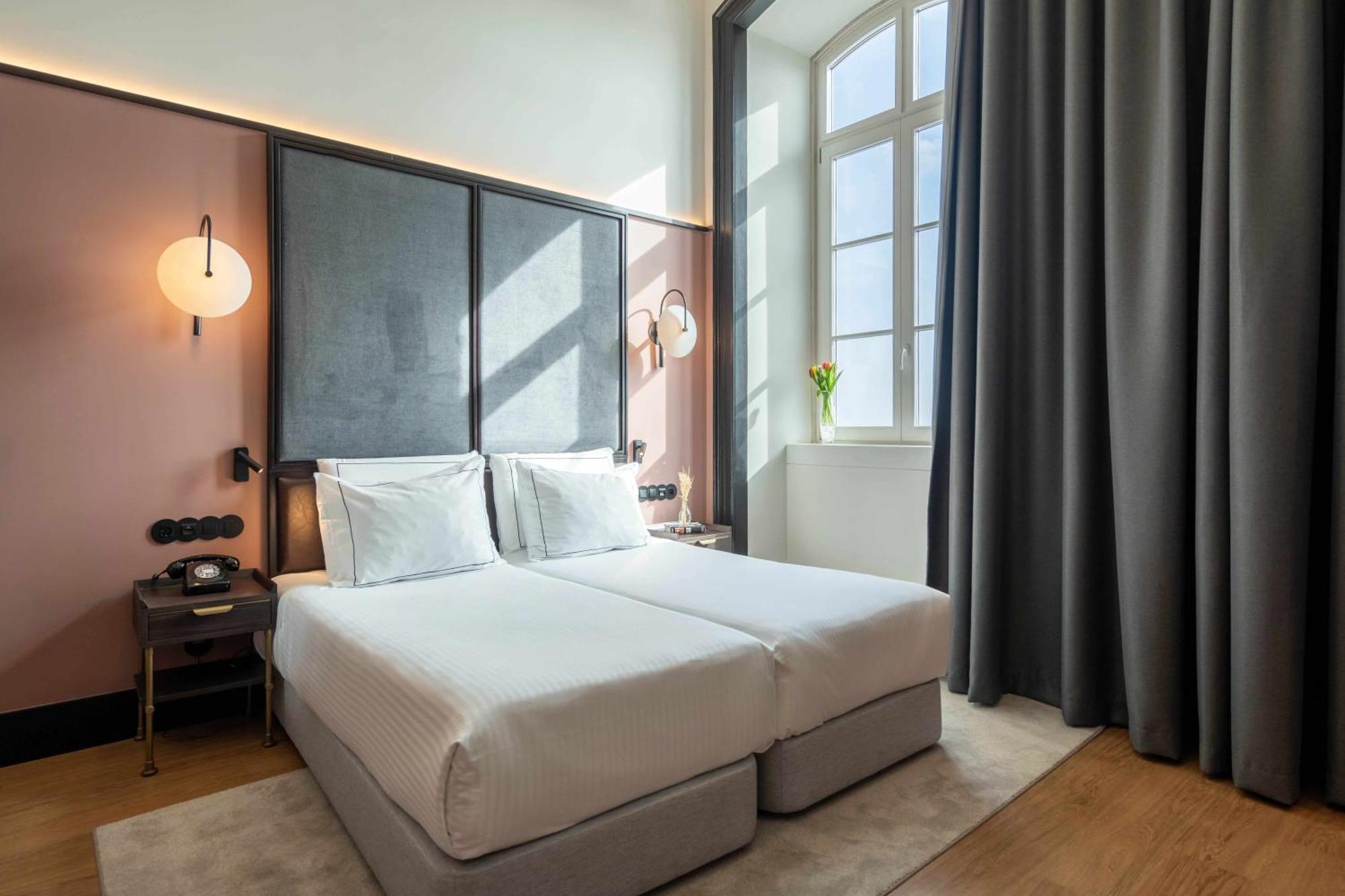 Superior Twin Room River View