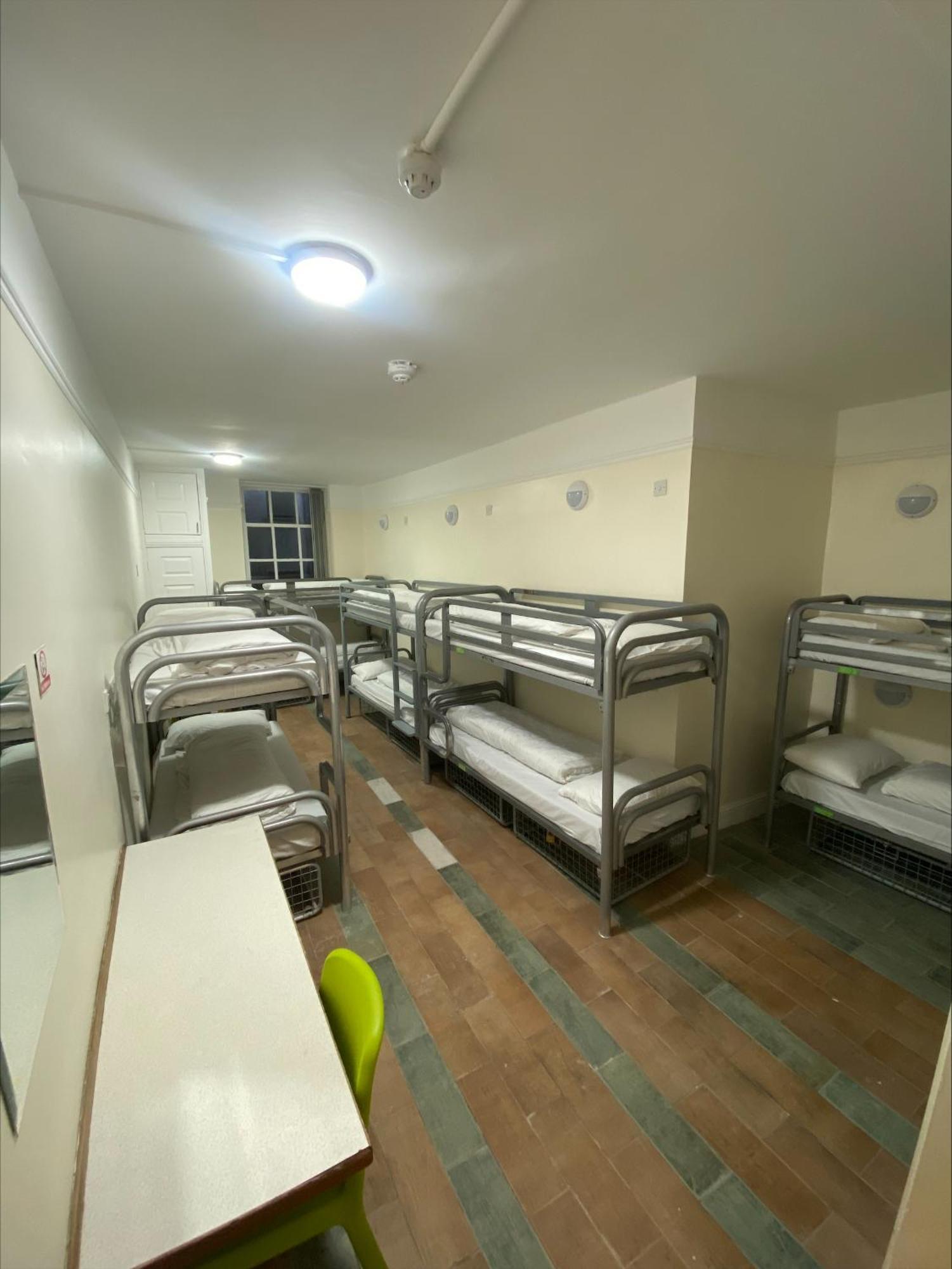 10-Bed Mixed Dormitory Room