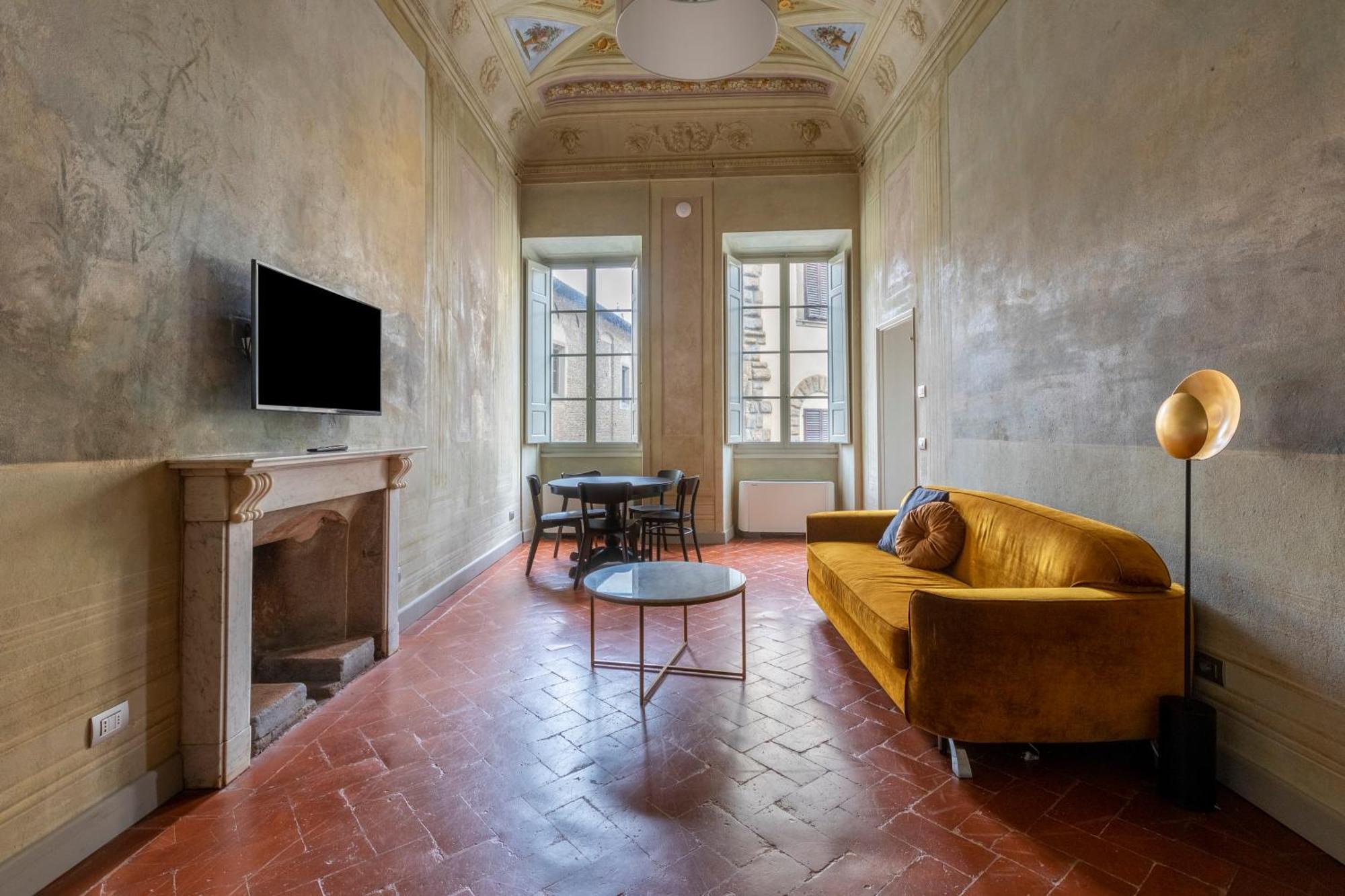1 Bedroom Apartment with Sofa Bed