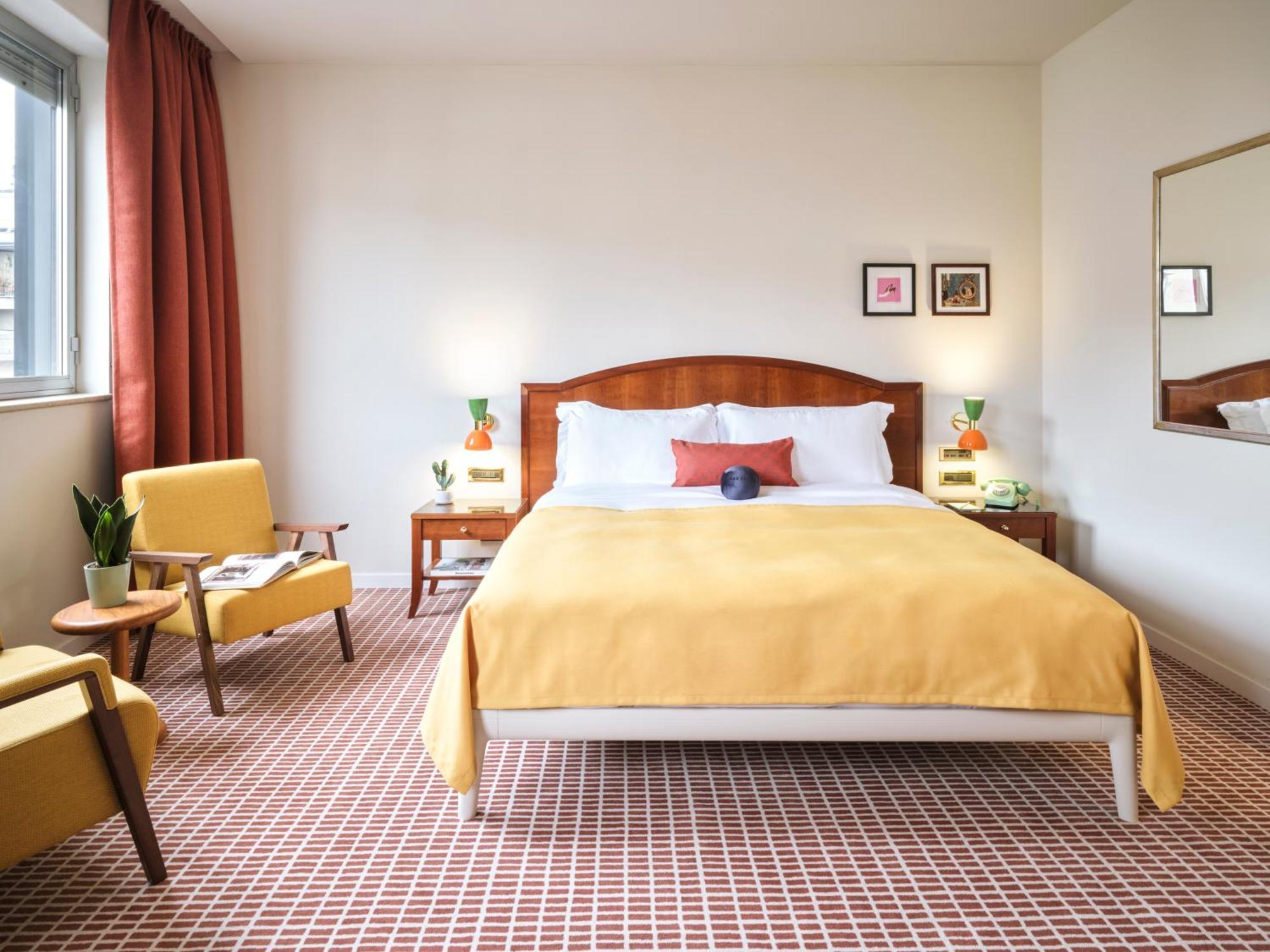 Large Double Room