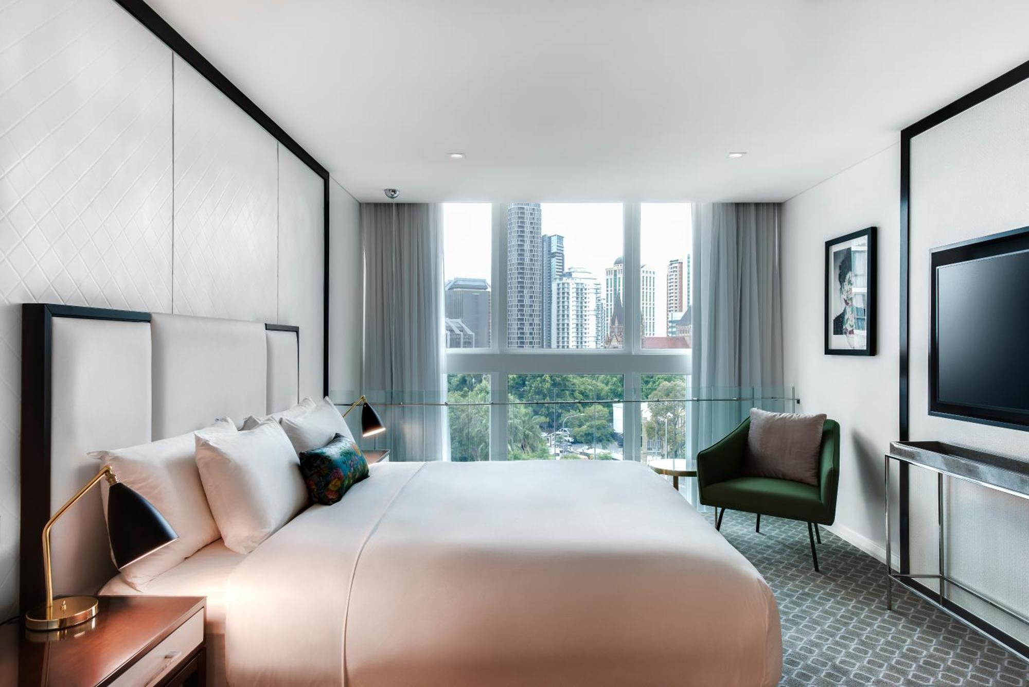 Loft Suite with City View