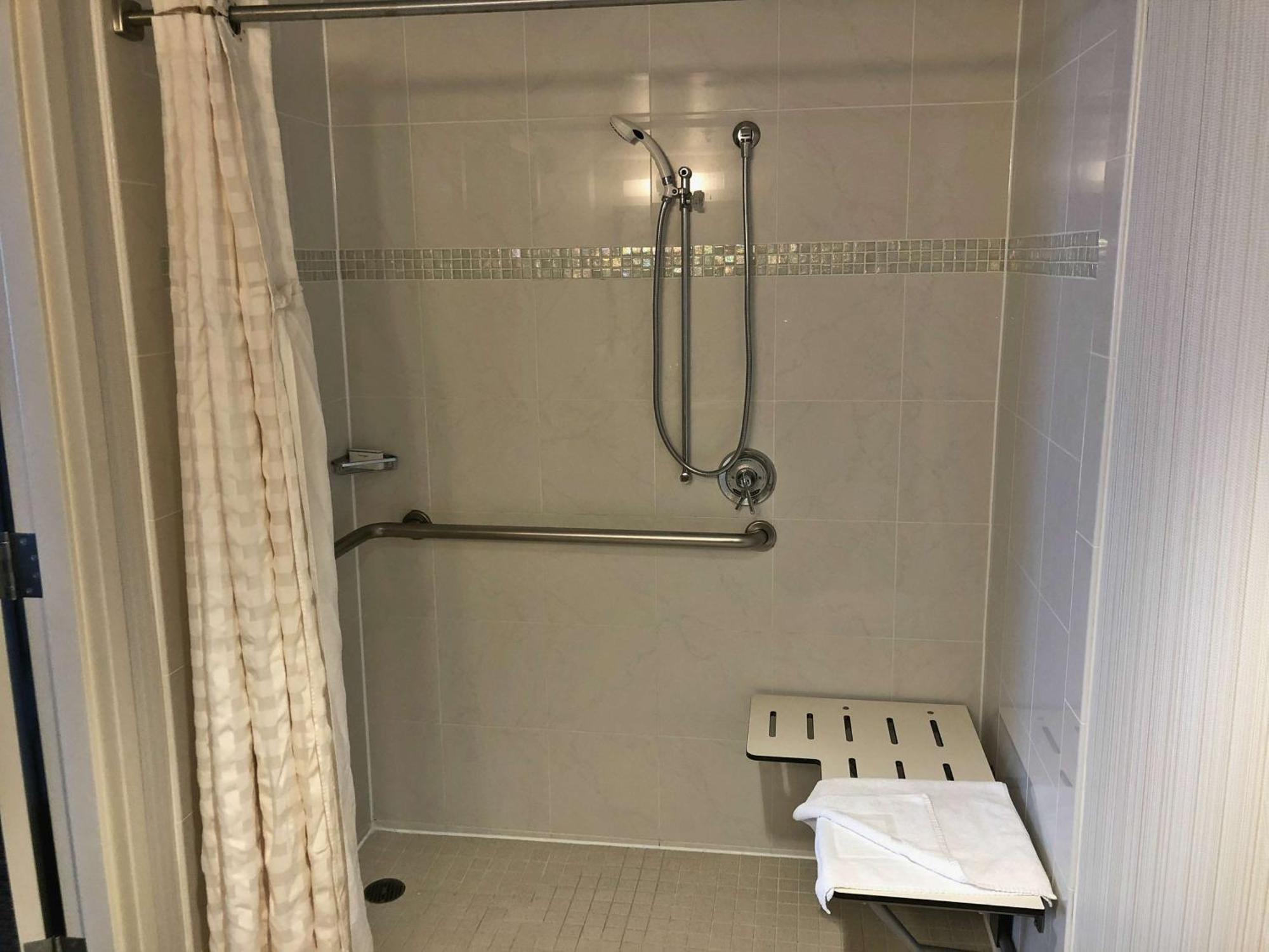 Suite with Two Double Beds and Roll-In Shower - Mobility Access/Non-Smoking