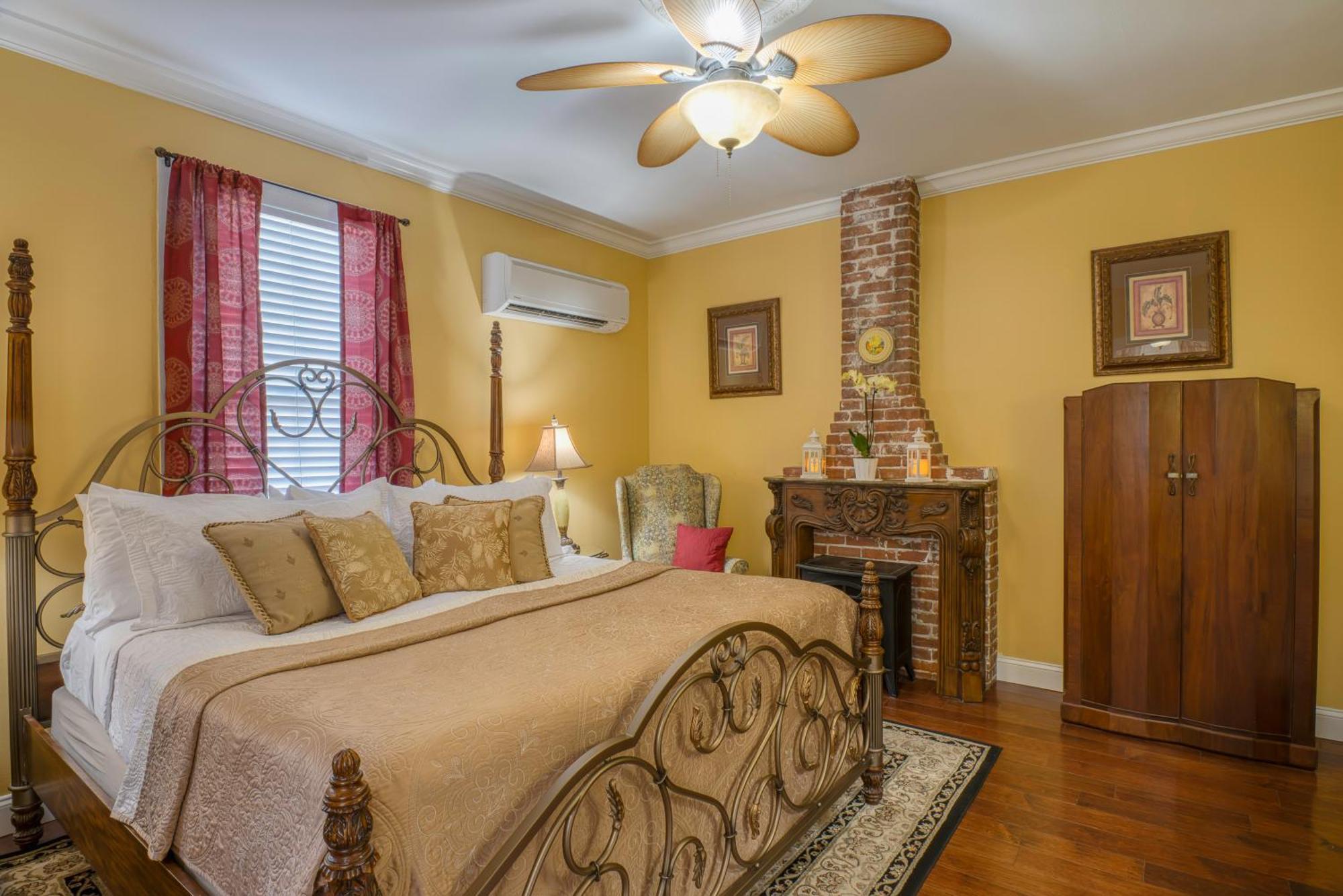 Superior King Suite