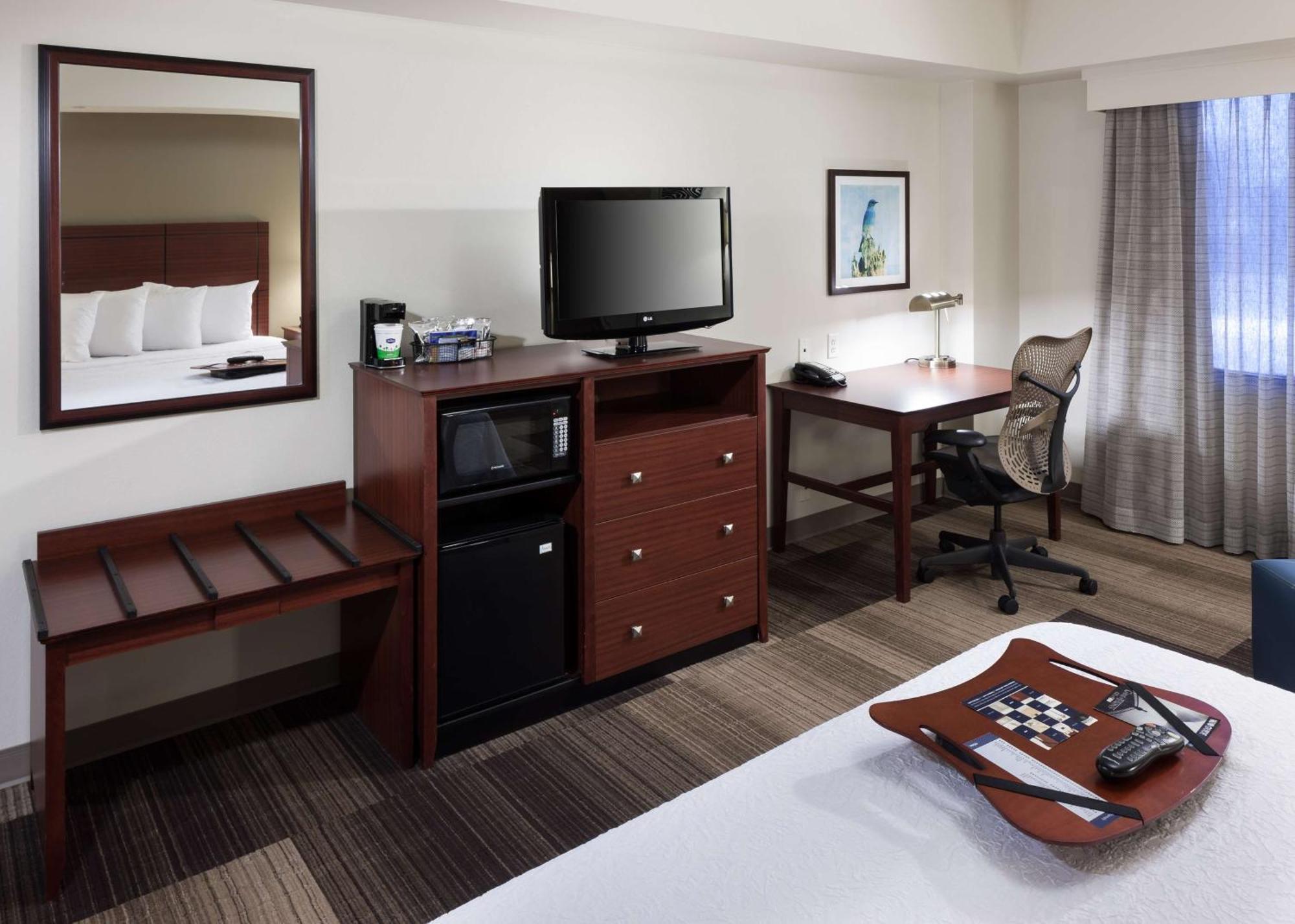 King Room with Mountain View
