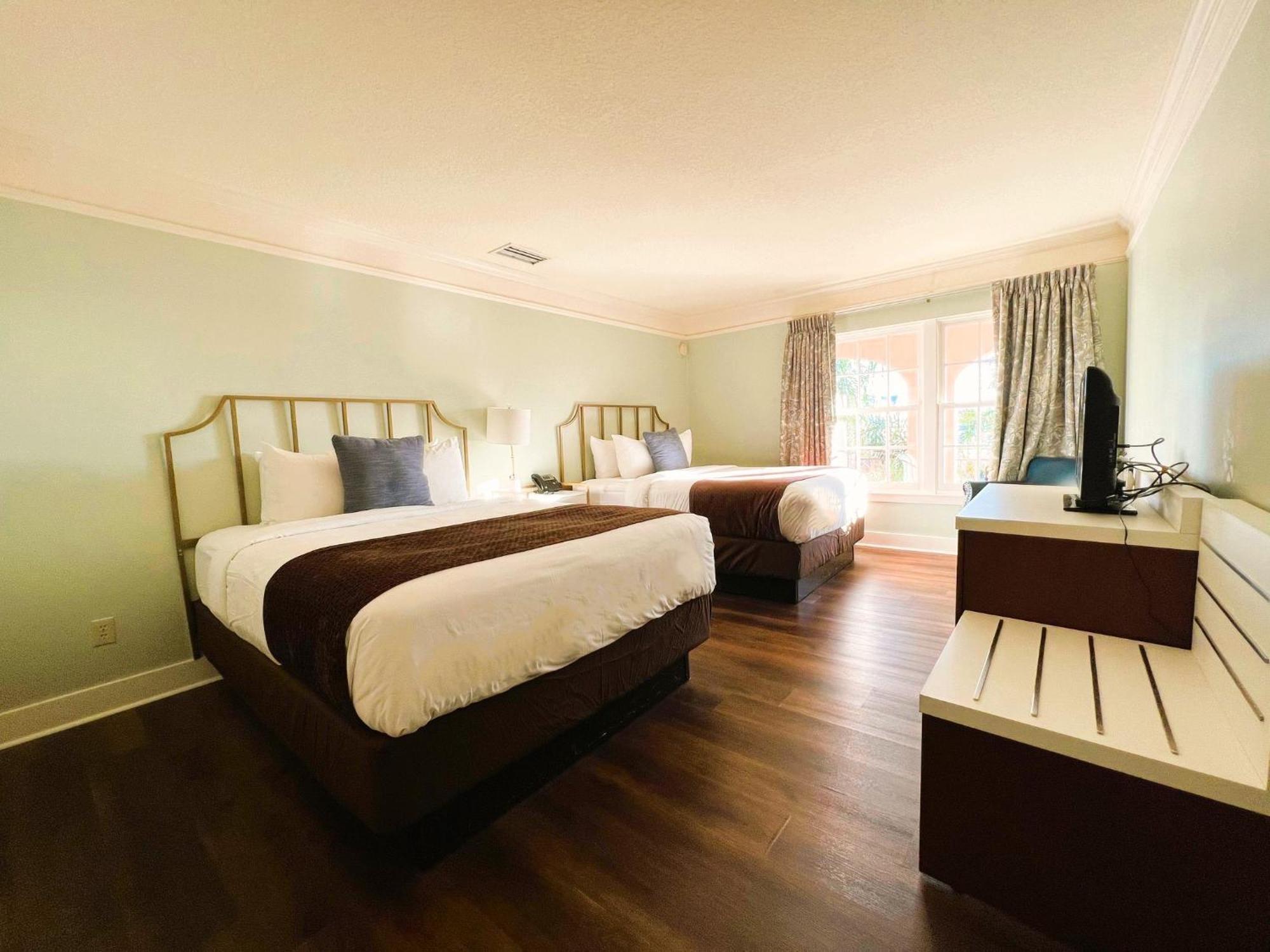 Two-Bedroom Suite