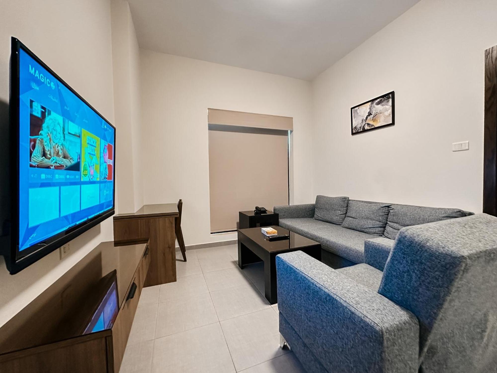 Deluxe Suite