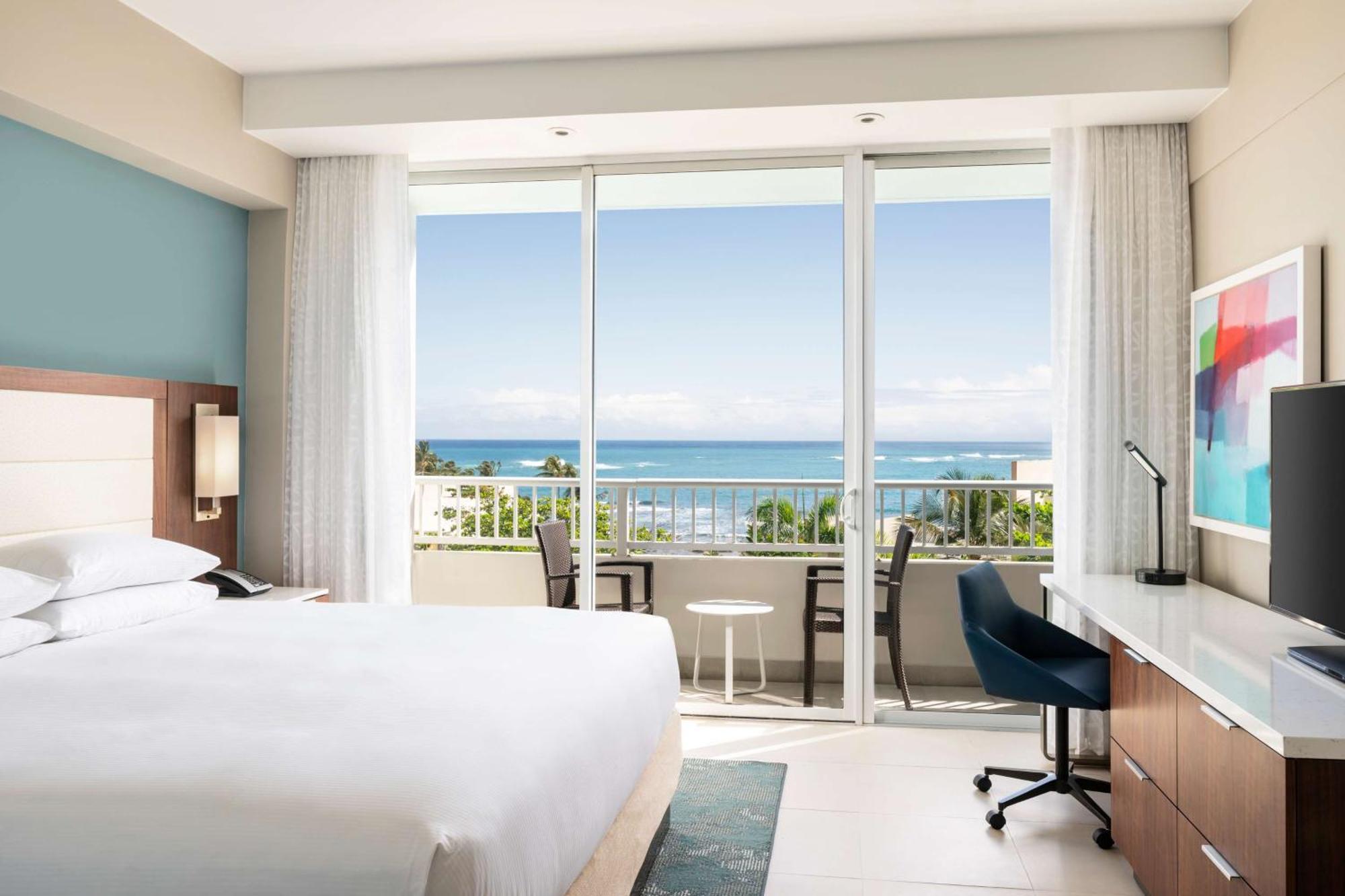 Premium King Suite with Garden View,1547986408:JPEG
