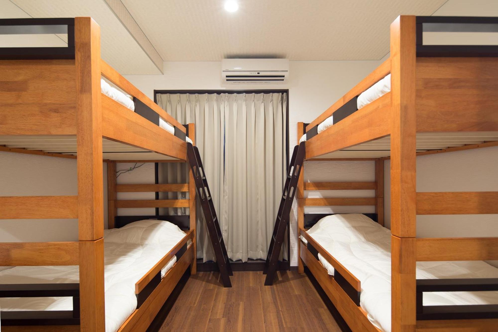 Quadruple Room with Bathroom