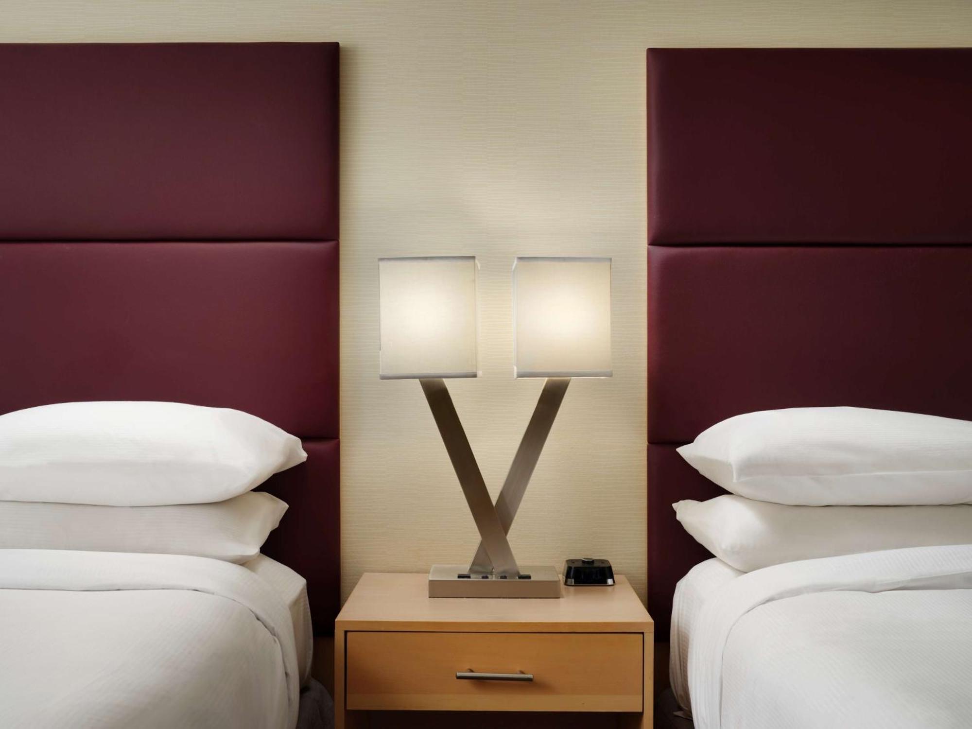 Queen Room with Two Queen Beds - Hypoallergenic