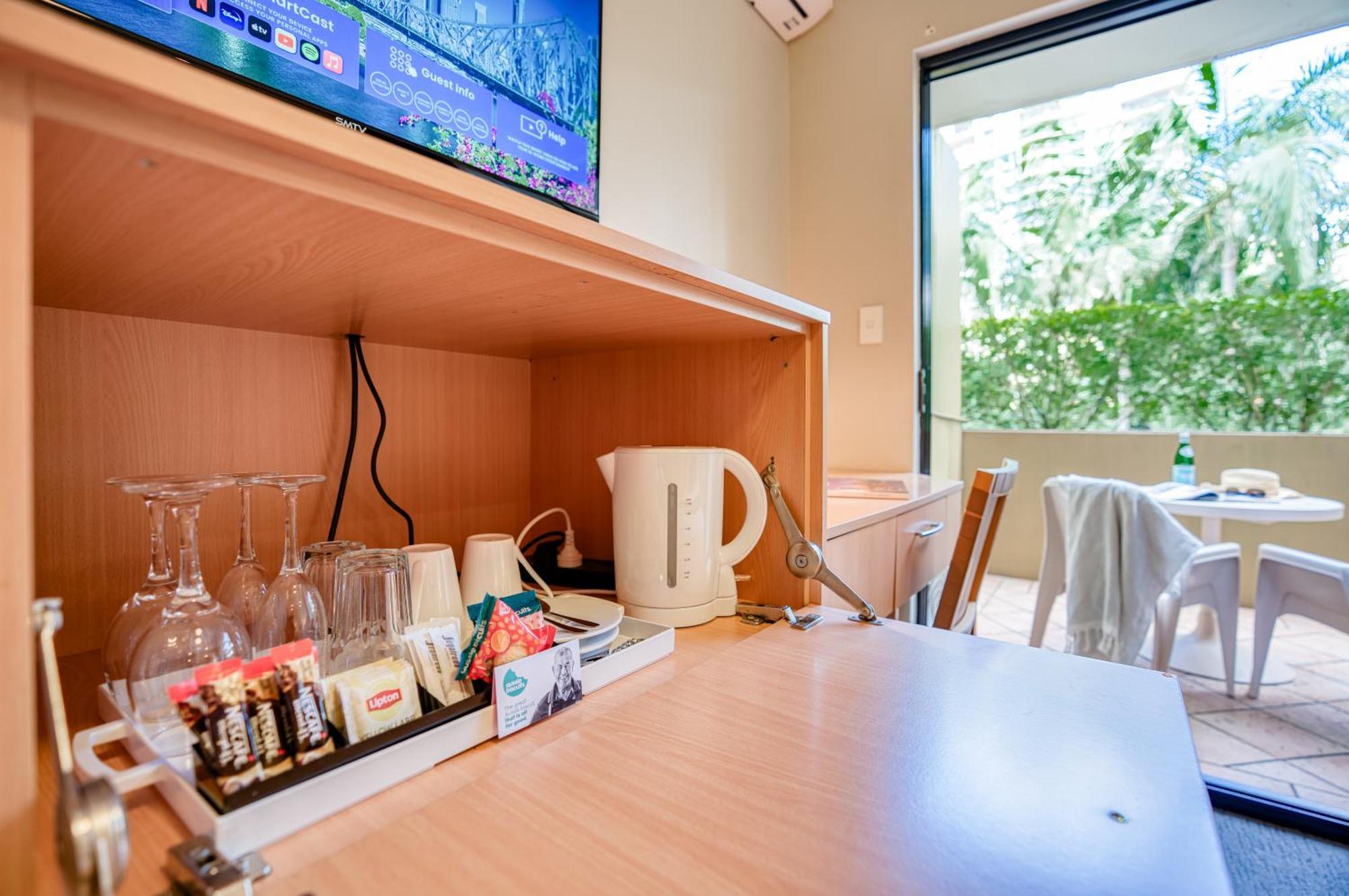 Economy Room