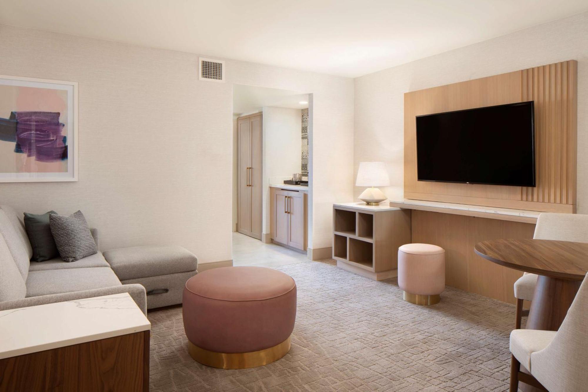 One-Bedroom Suite with Two Double Beds,1551971740:JPEG