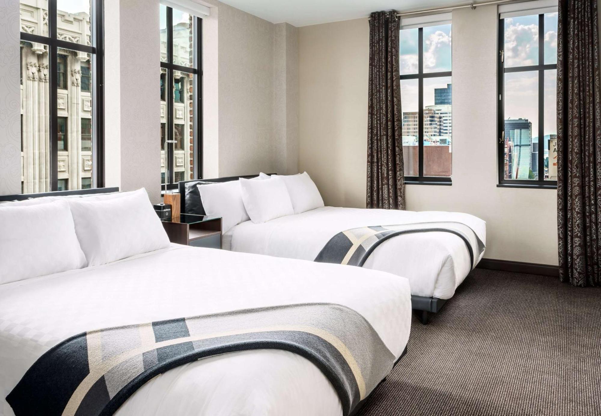 Deluxe Queen Room with Two Queen Beds