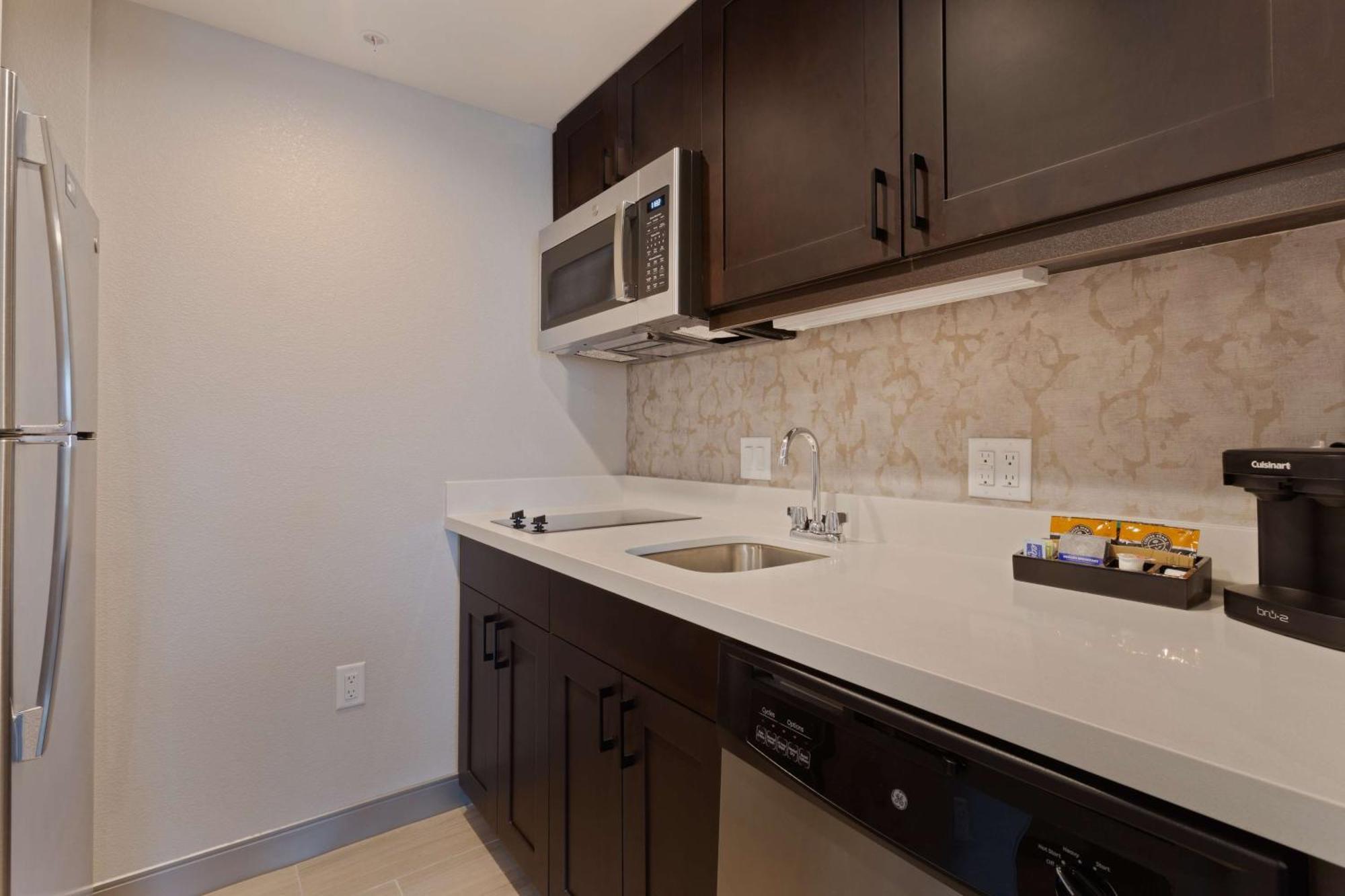 King Studio Suite