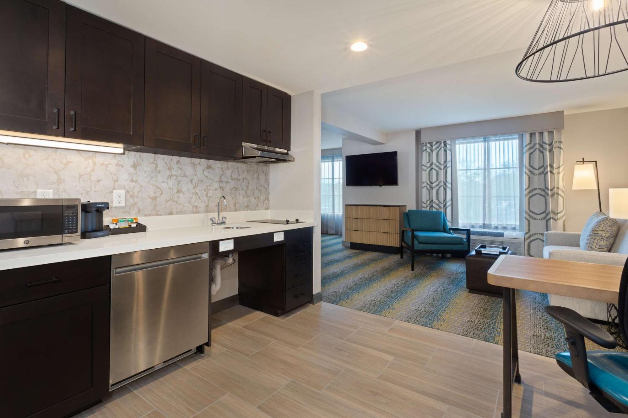 King Suite - Hearing Access/Non-Smoking