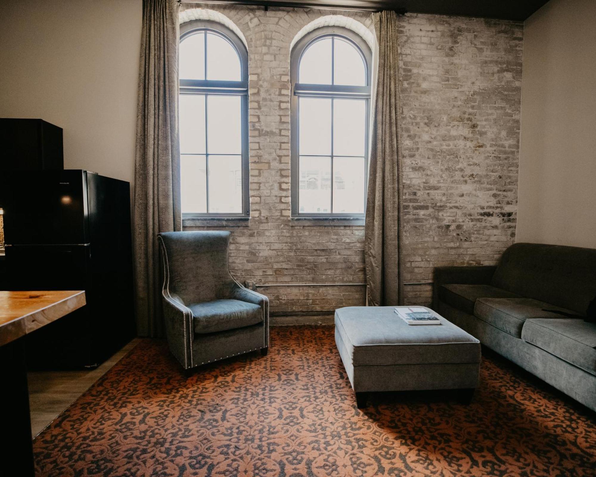 One Bedroom King Suite
