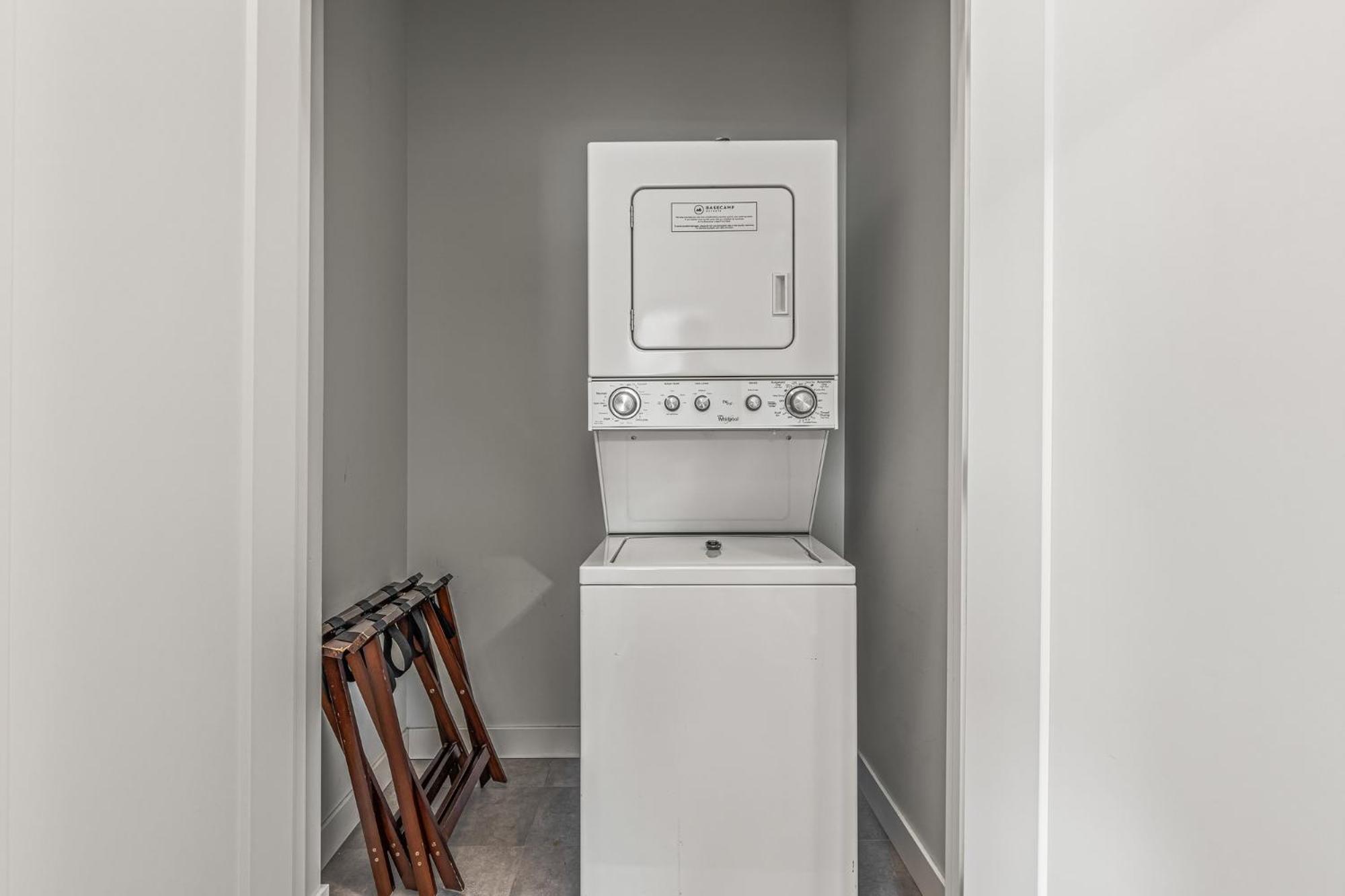 Six Bedroom Apartment - Self Check-In