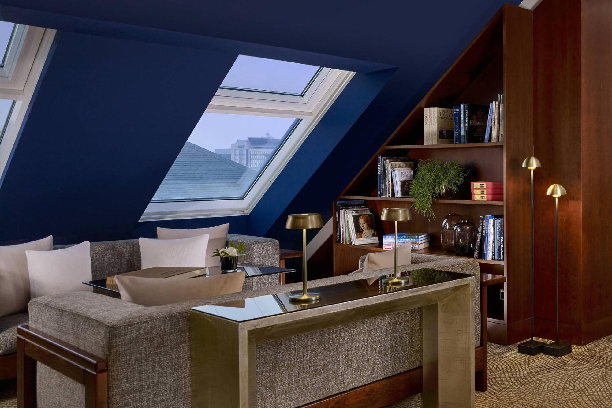 2-Bedroom Premium Executive Suite Club lounge access