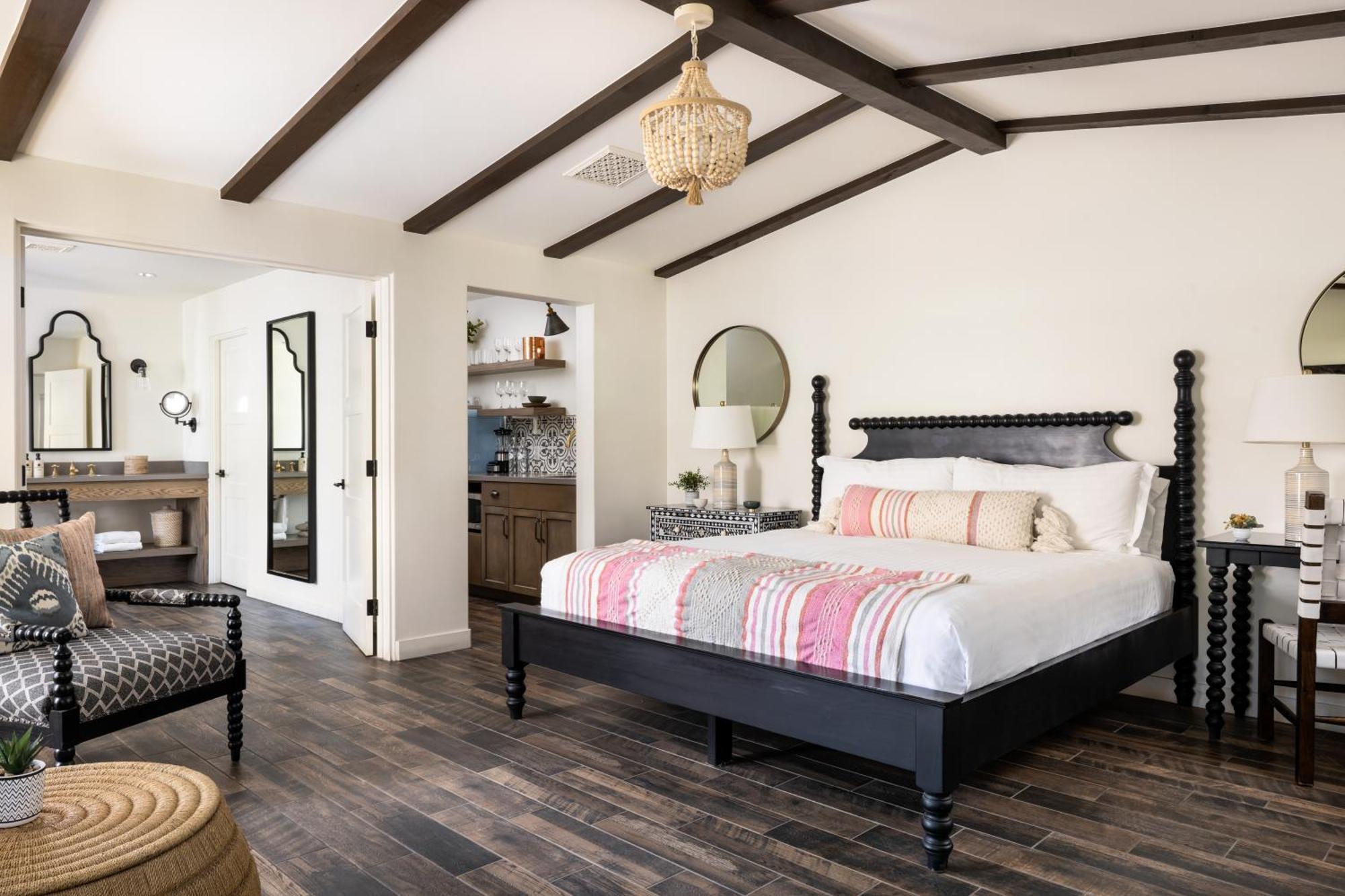 Luxe Villa Accessible,1555863079:JPEG