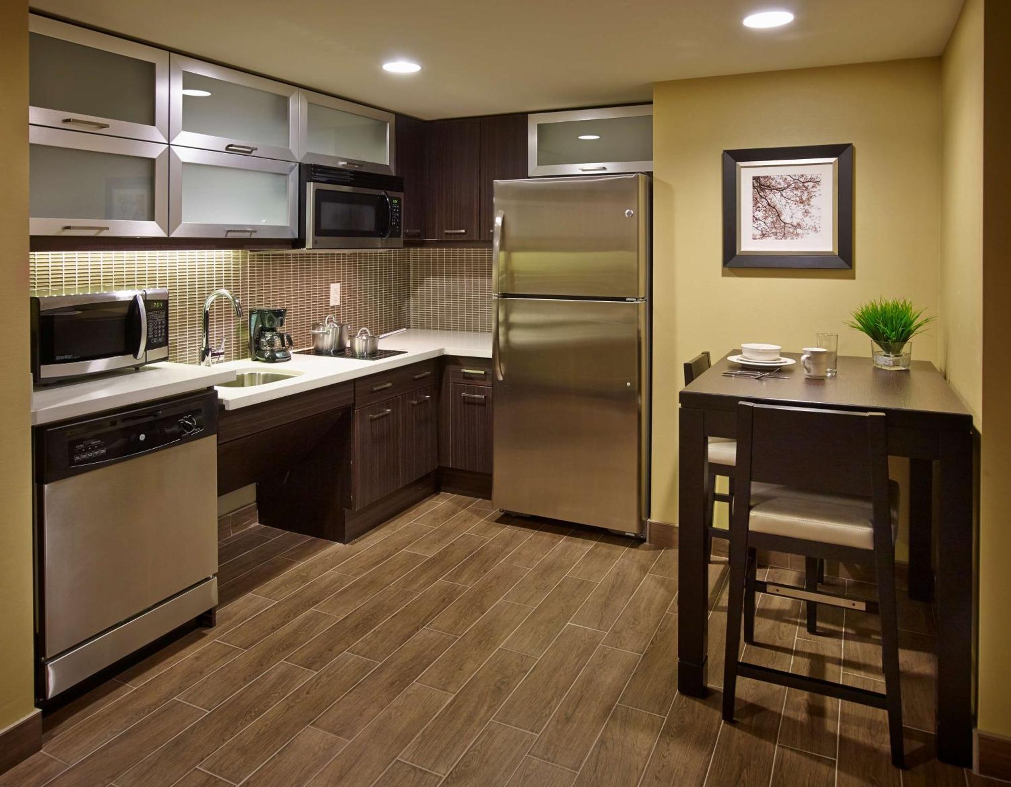 Two-Bedroom Suite - Non-Smoking