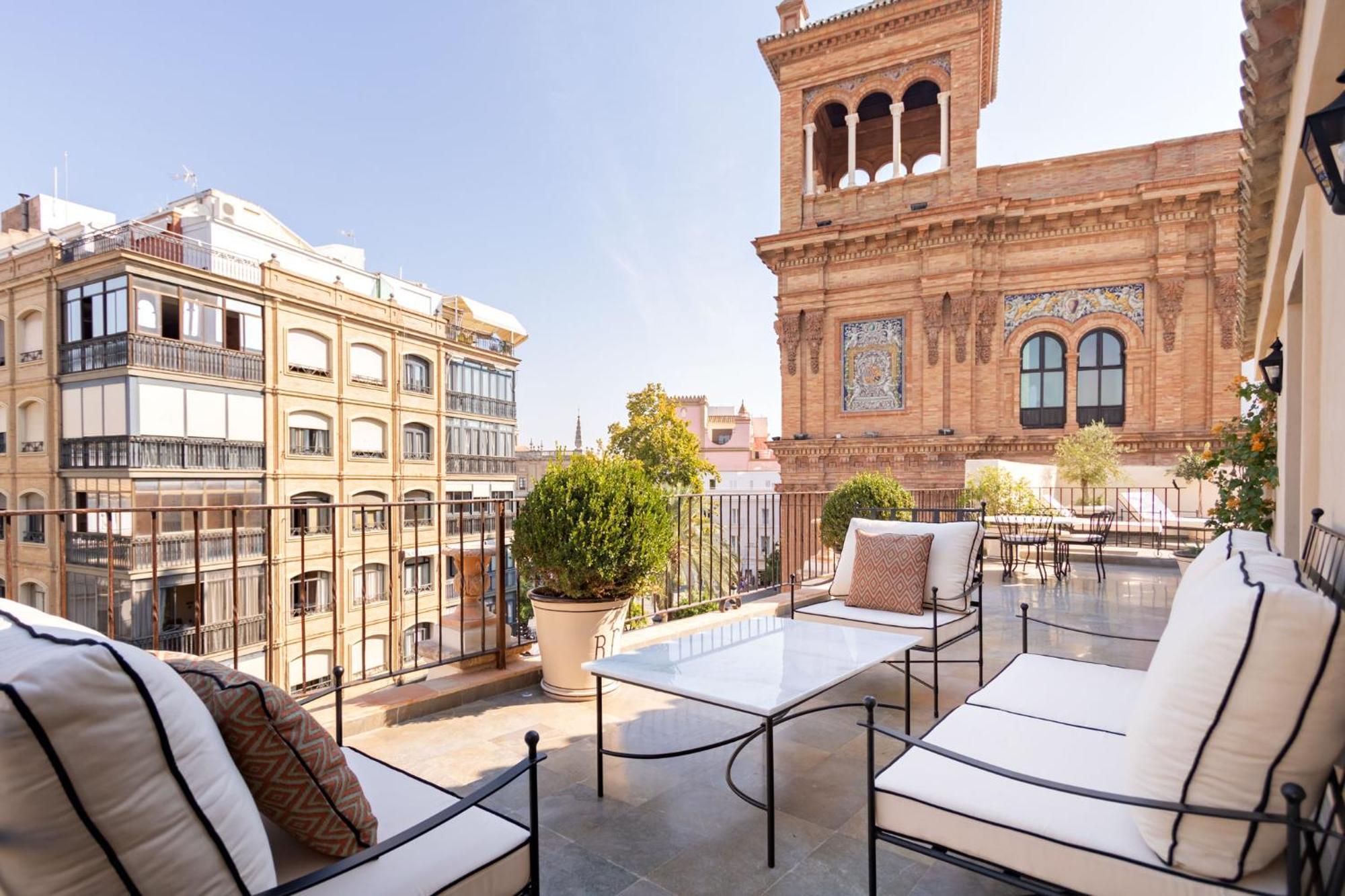 Penthouse Apartment