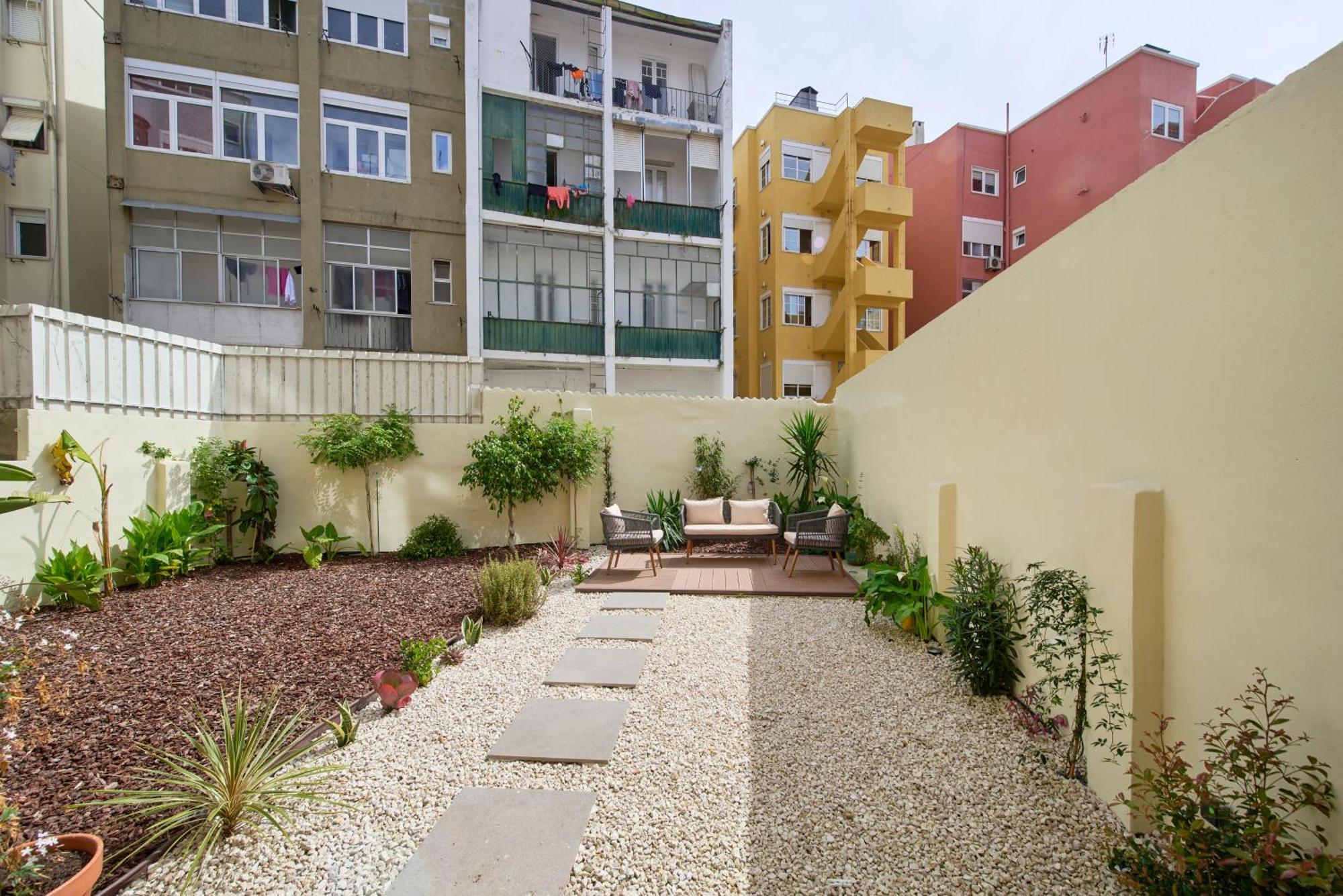 Triple Room Garden View