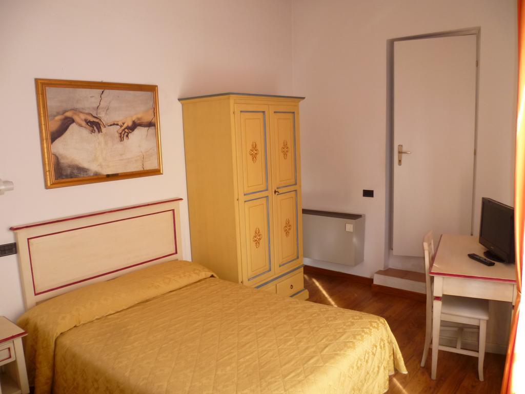 Economy Double Room,156457632:JPEG