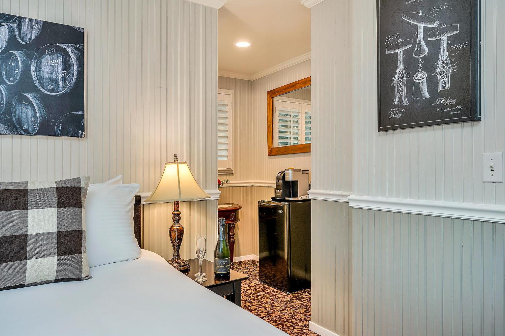 Standard King Room