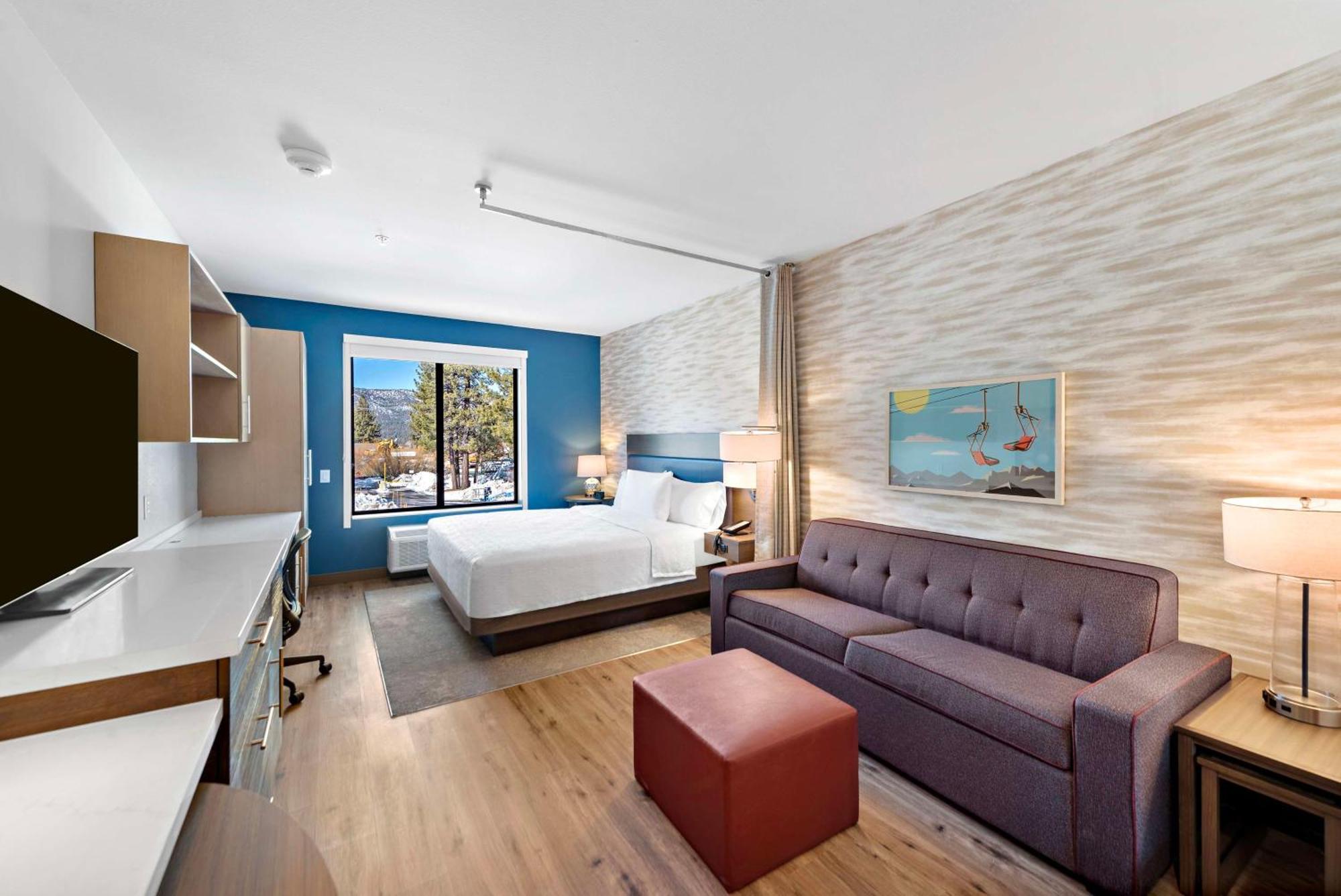 King Studio Suite