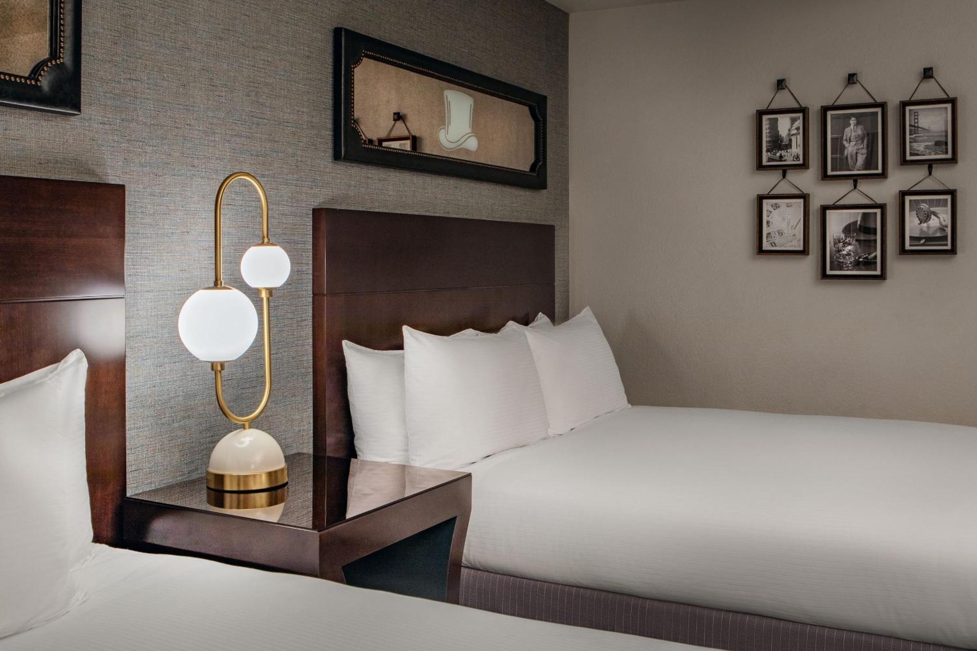 Deluxe Queen Room with Two Queen Beds