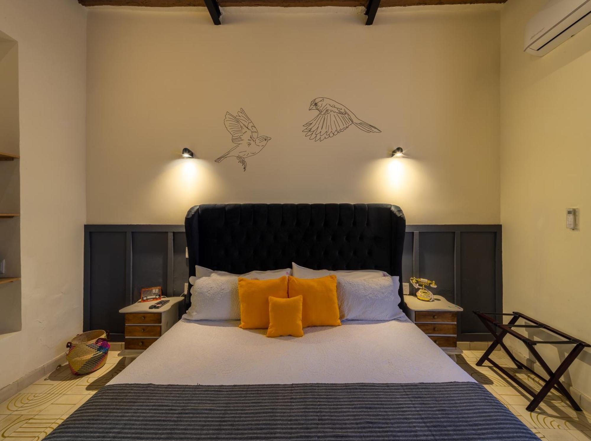 Deluxe King Room,1575307346:JPEG