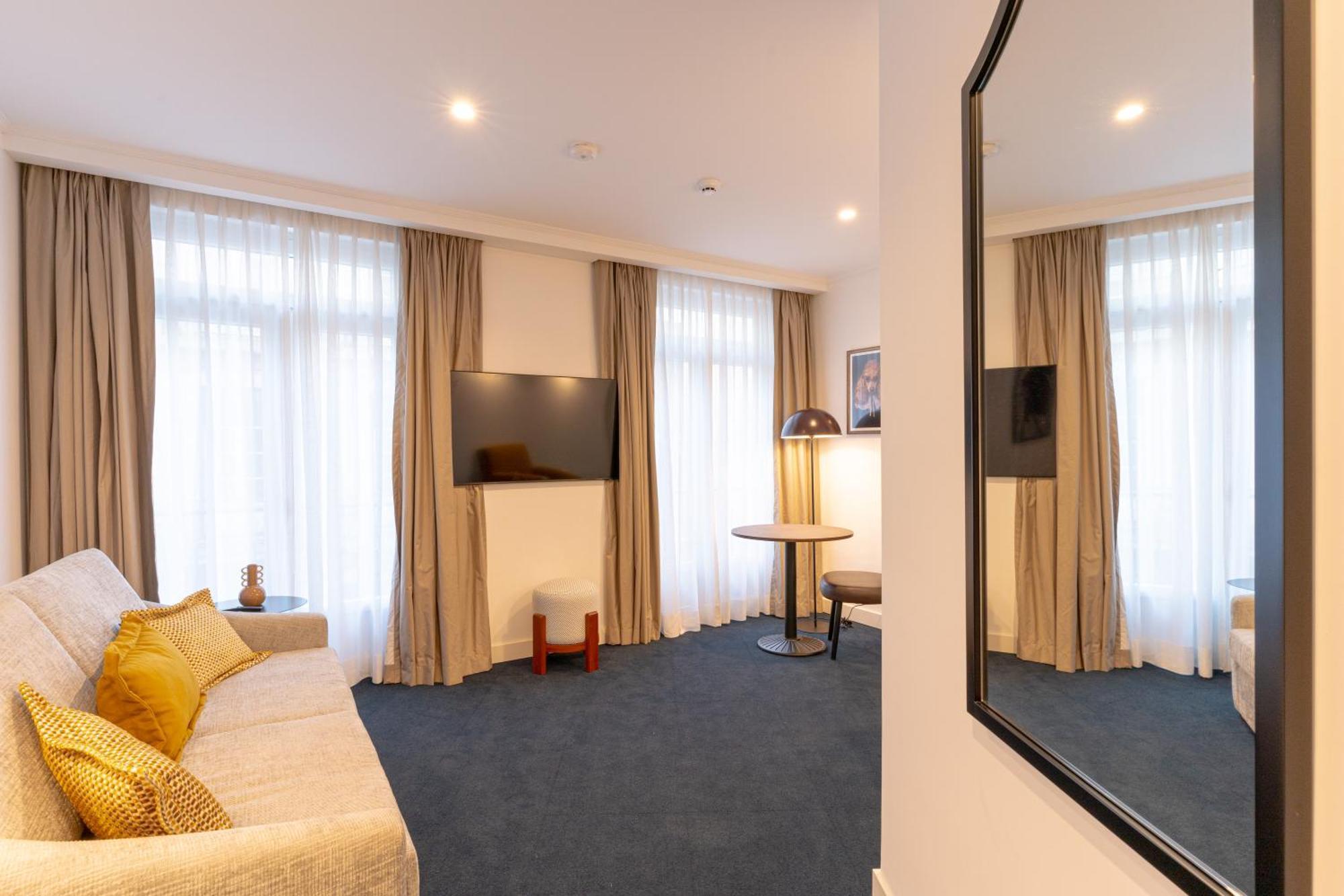 Suite