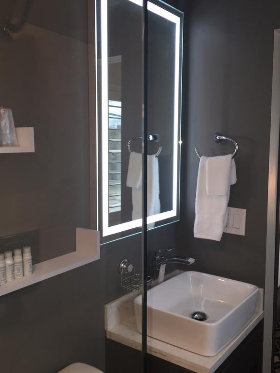 Queen Suite