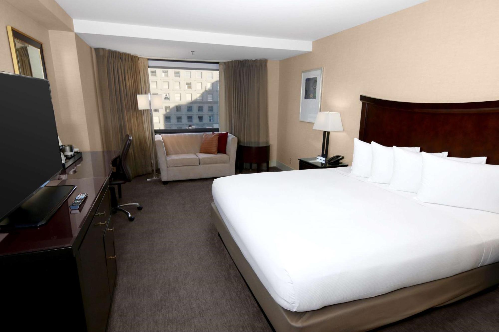 One King Bed