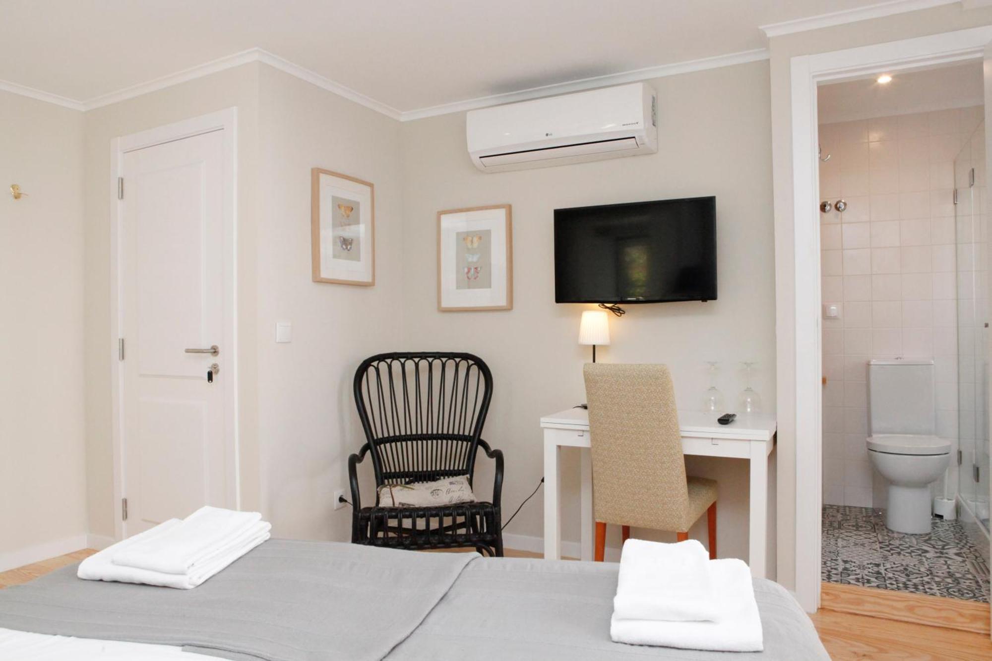 Double or Twin Room Garden View