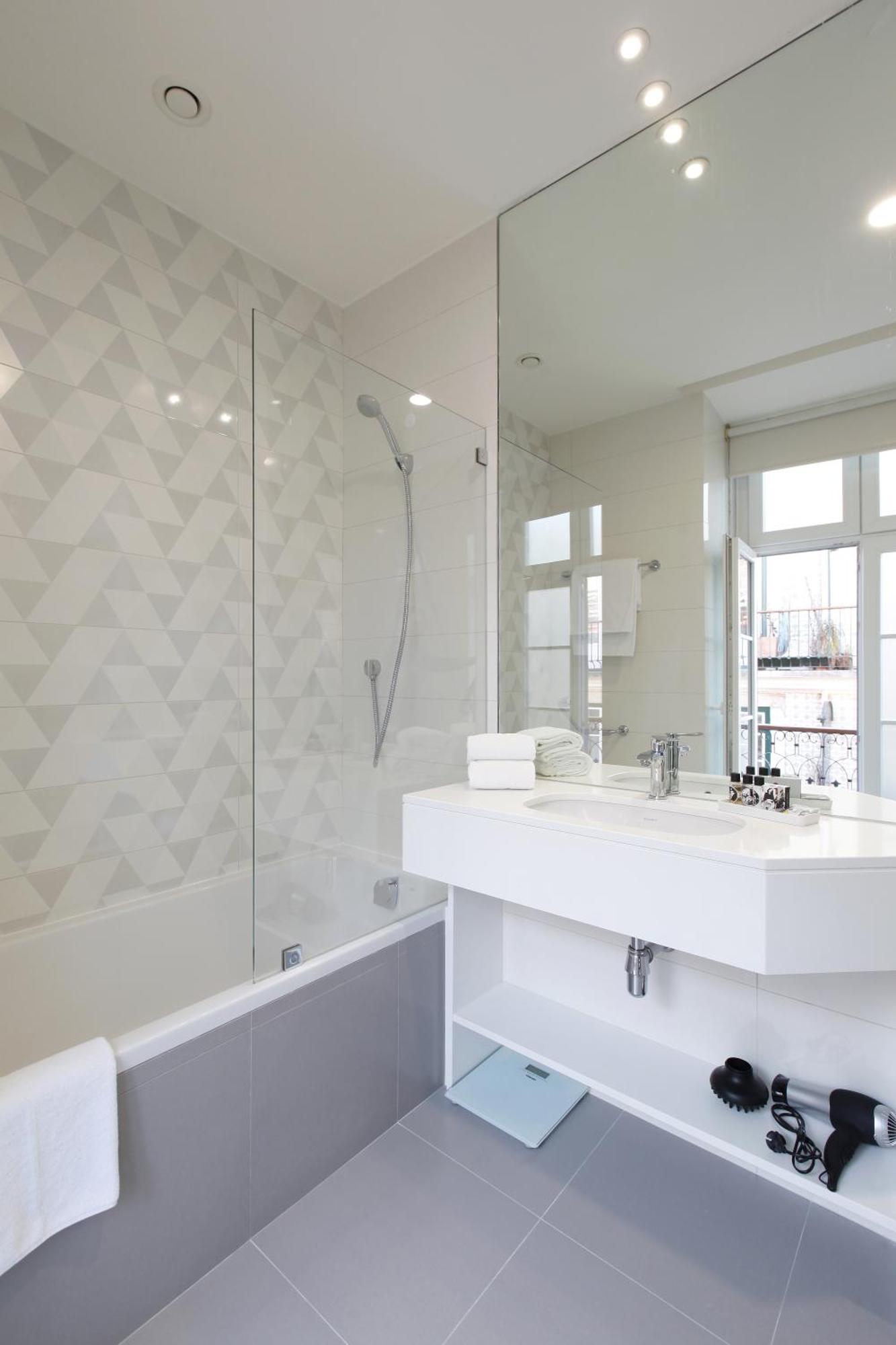 Superior Double Room Street View