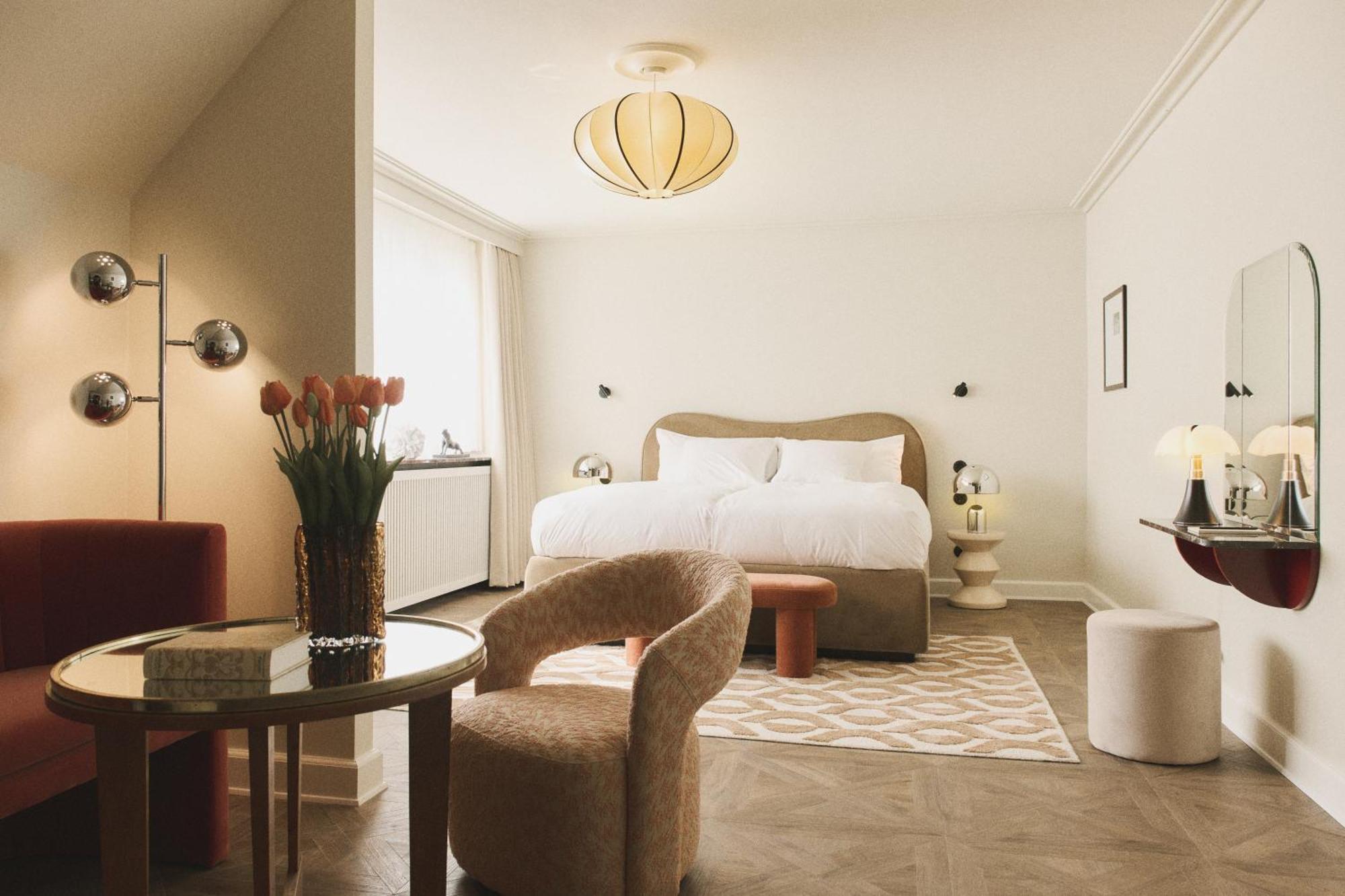 Junior Suite,1589558108:JPEG