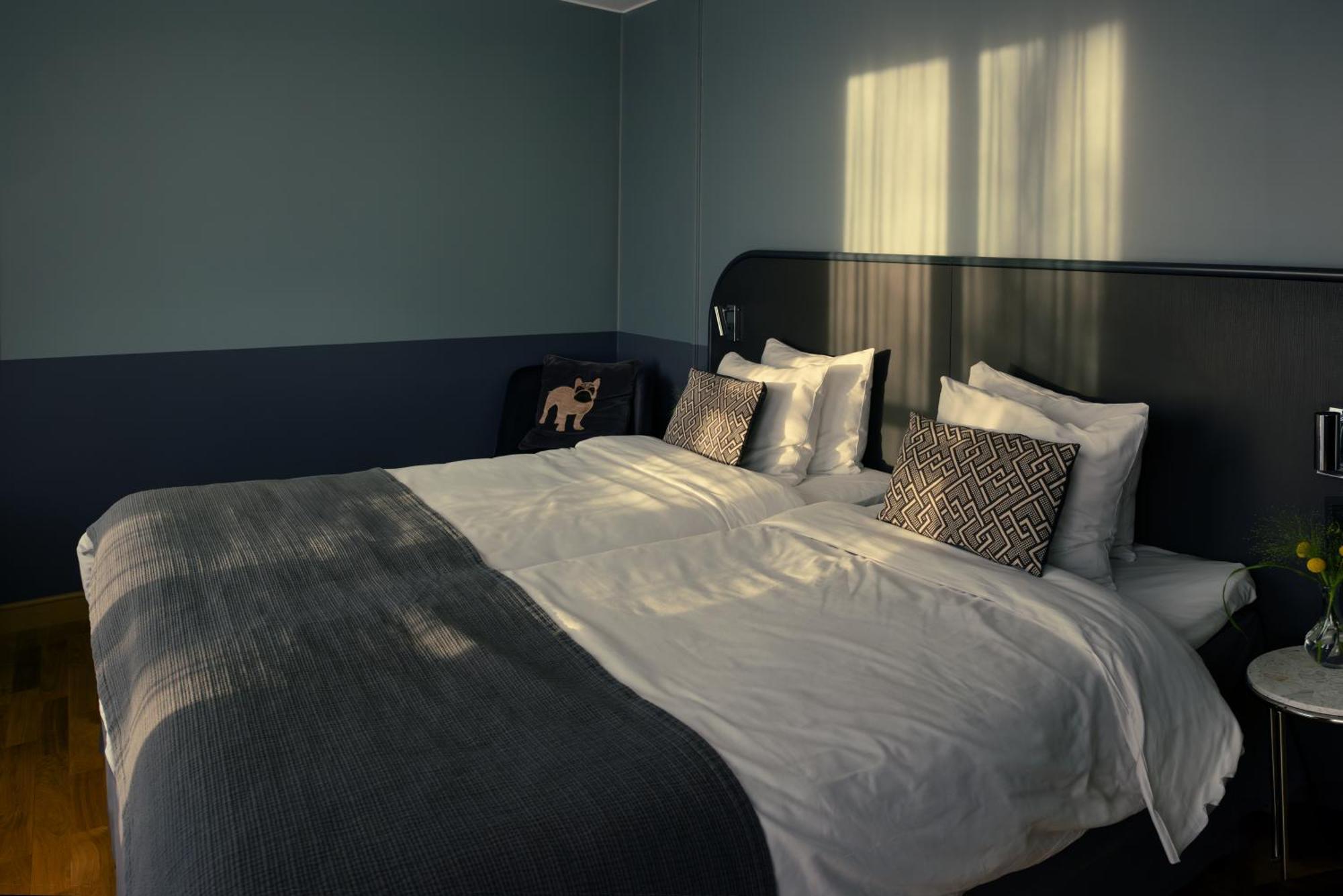 Superior Room with Garden View