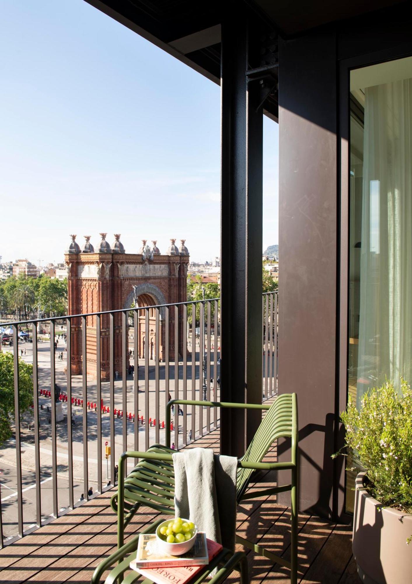 Two-Bedroom Apartment Balcony Panoramic View