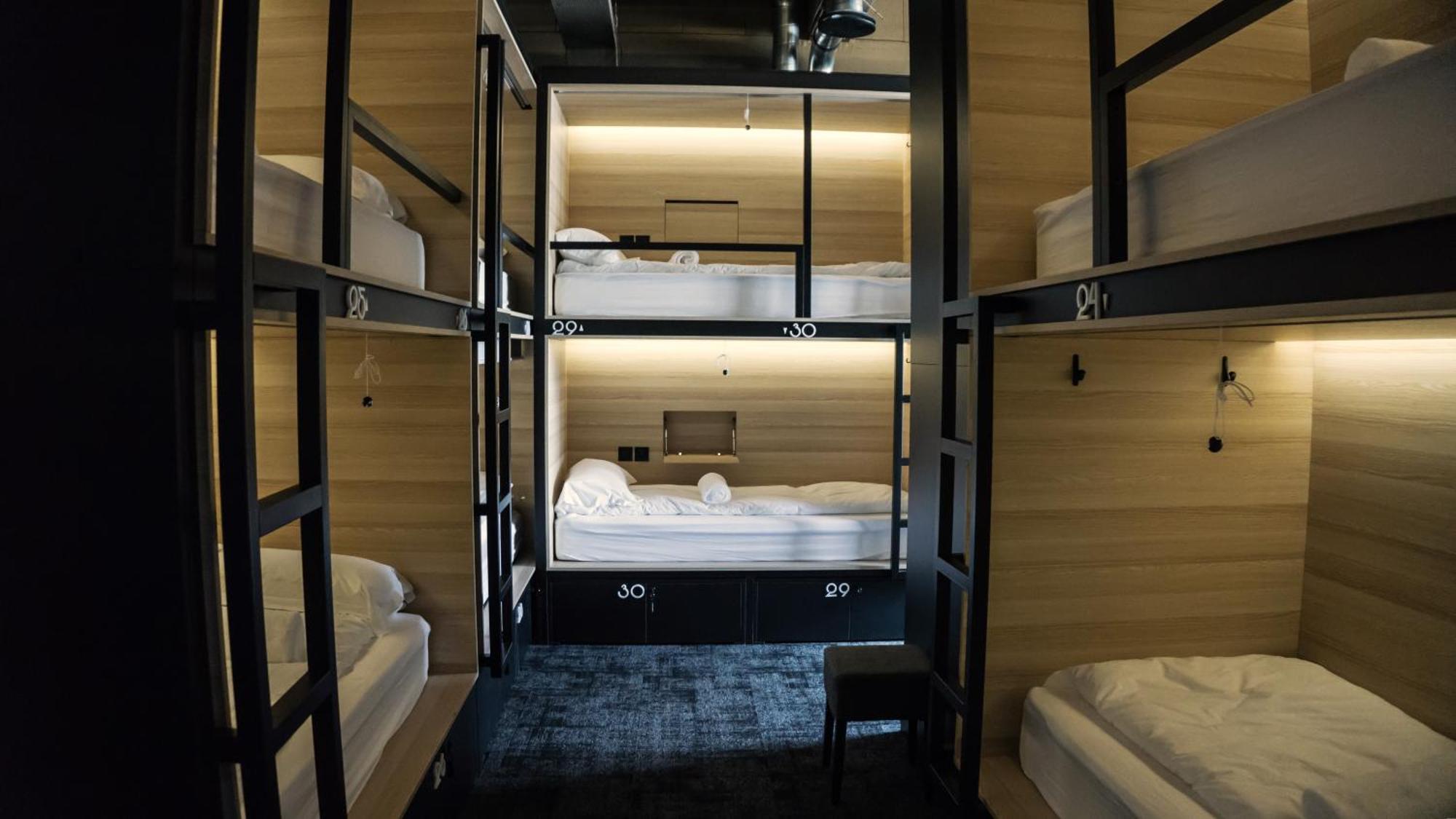 Single Bed 26-Bed Dormitory Room,1593160395:JPEG