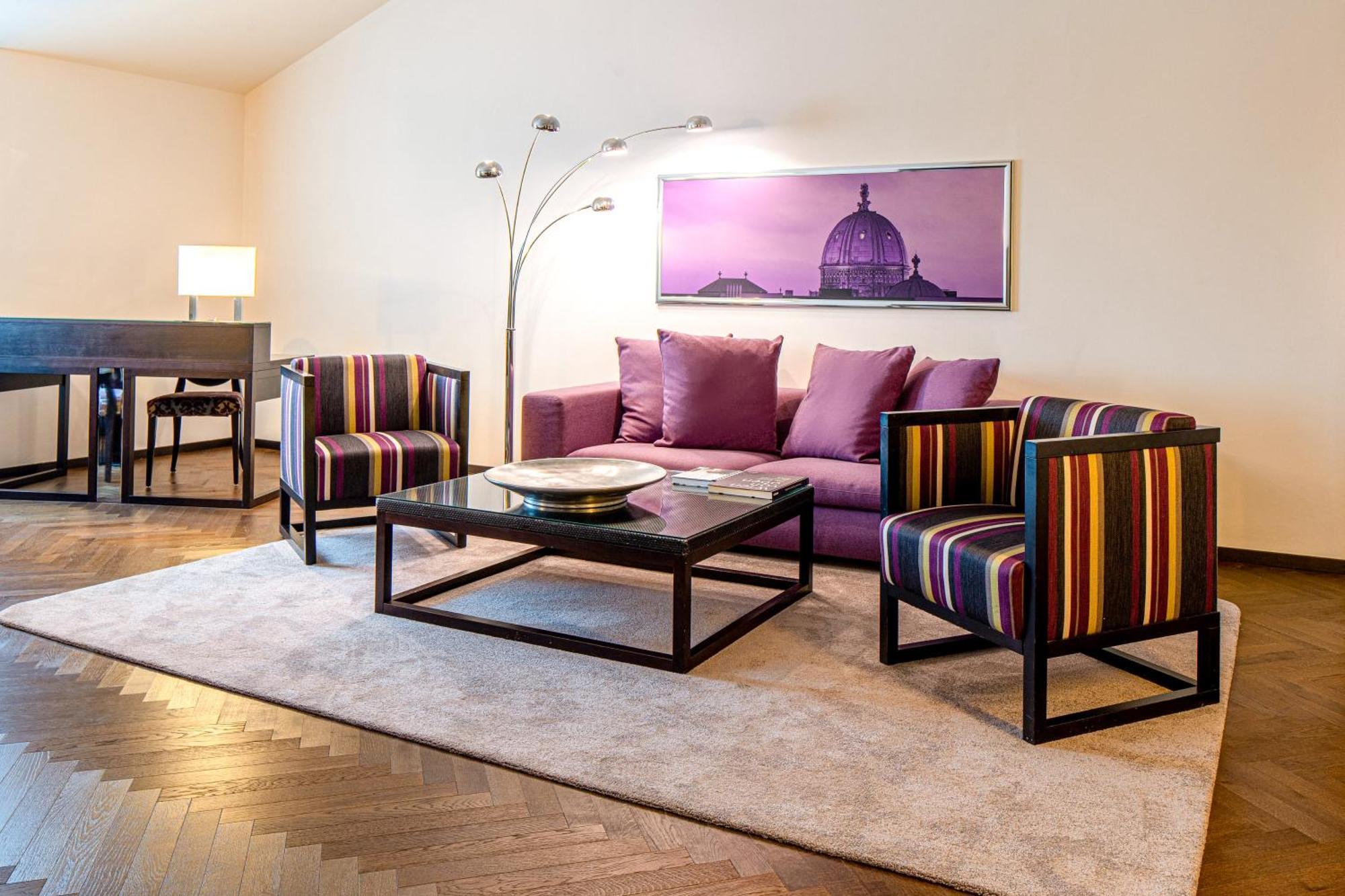 Deluxe Suite