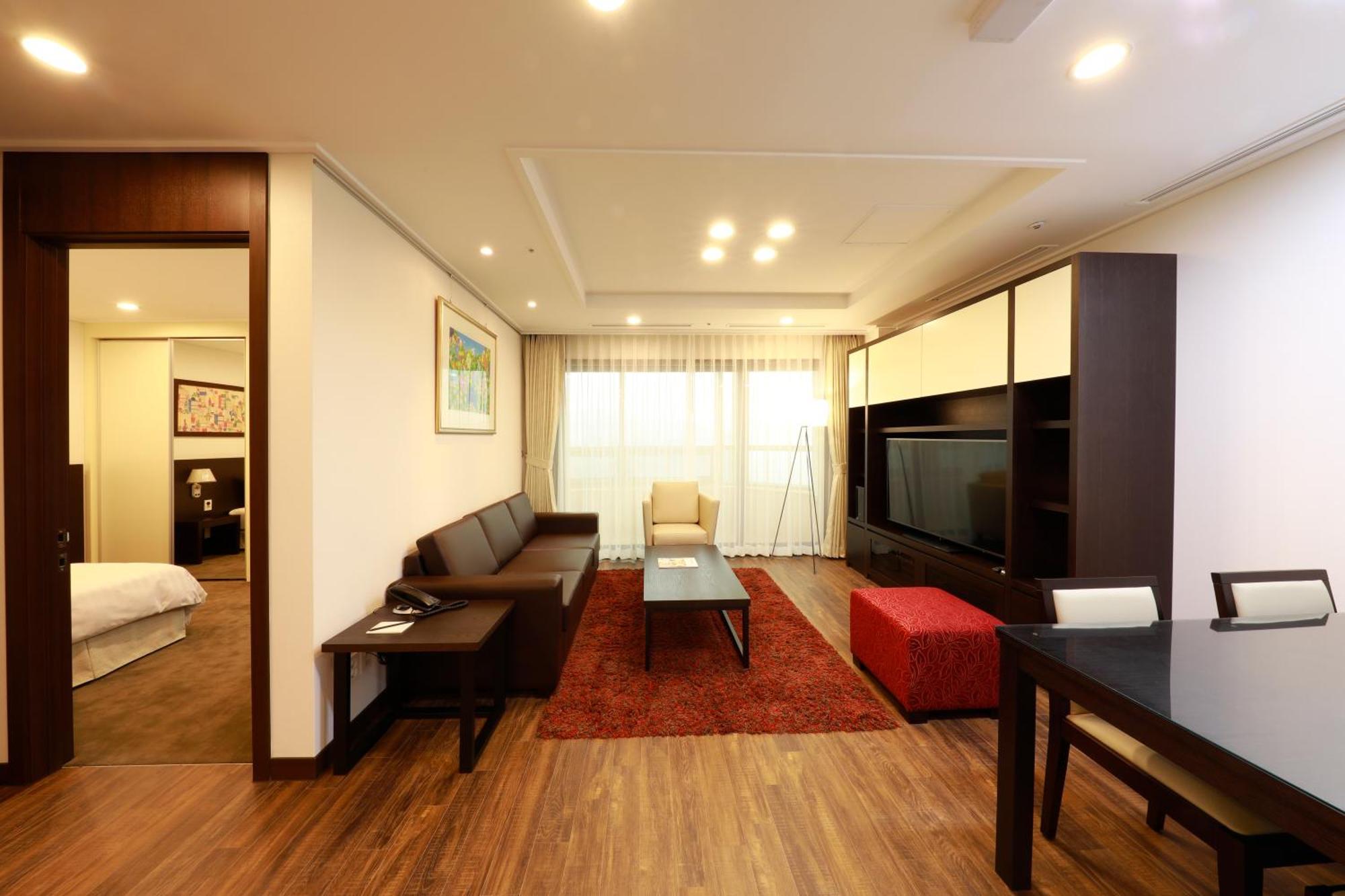 Two-Bedroom Premier Apartment 15~21floor 2 bathrooms,1596022069:JPEG