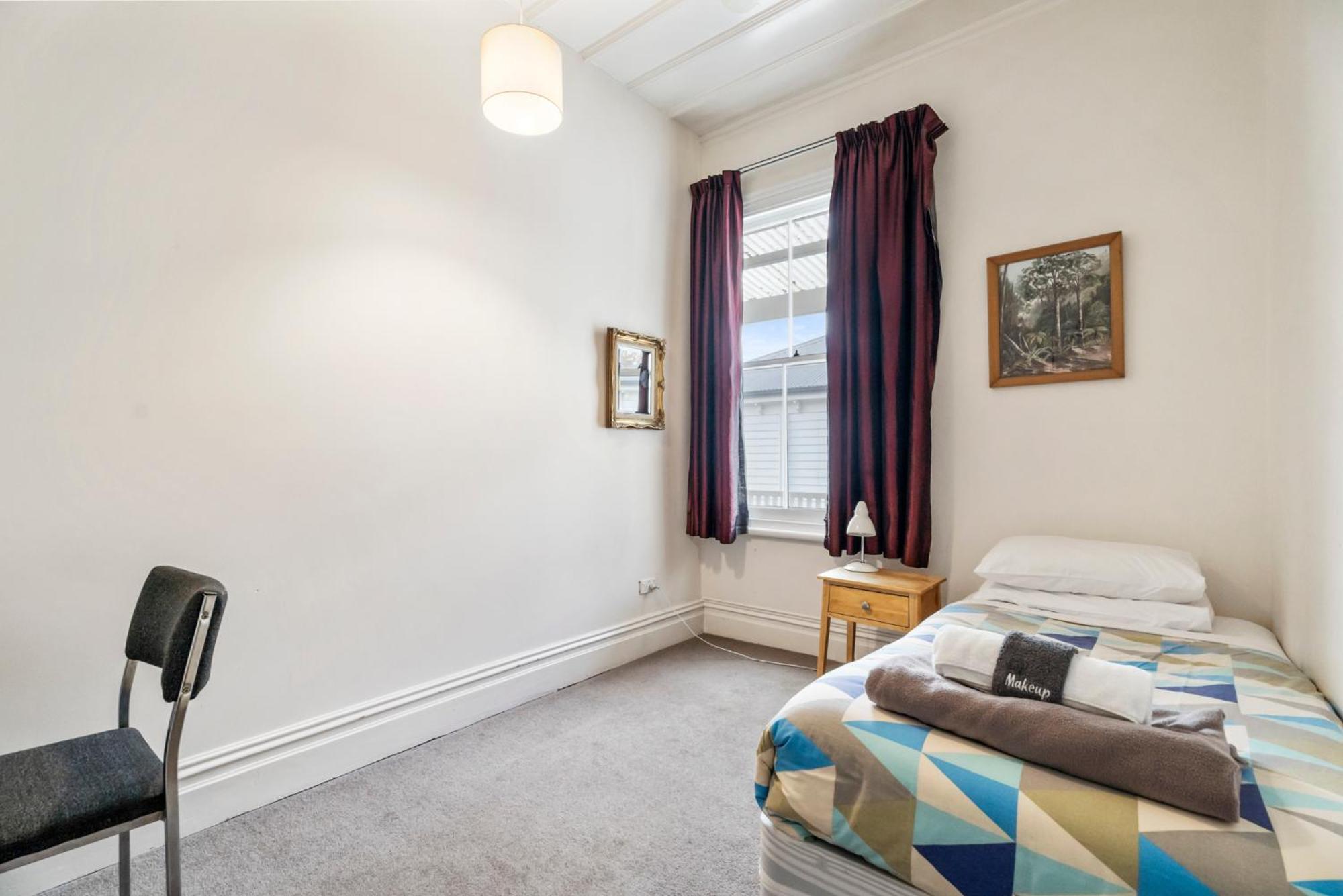Single Room,1596878258:JPEG