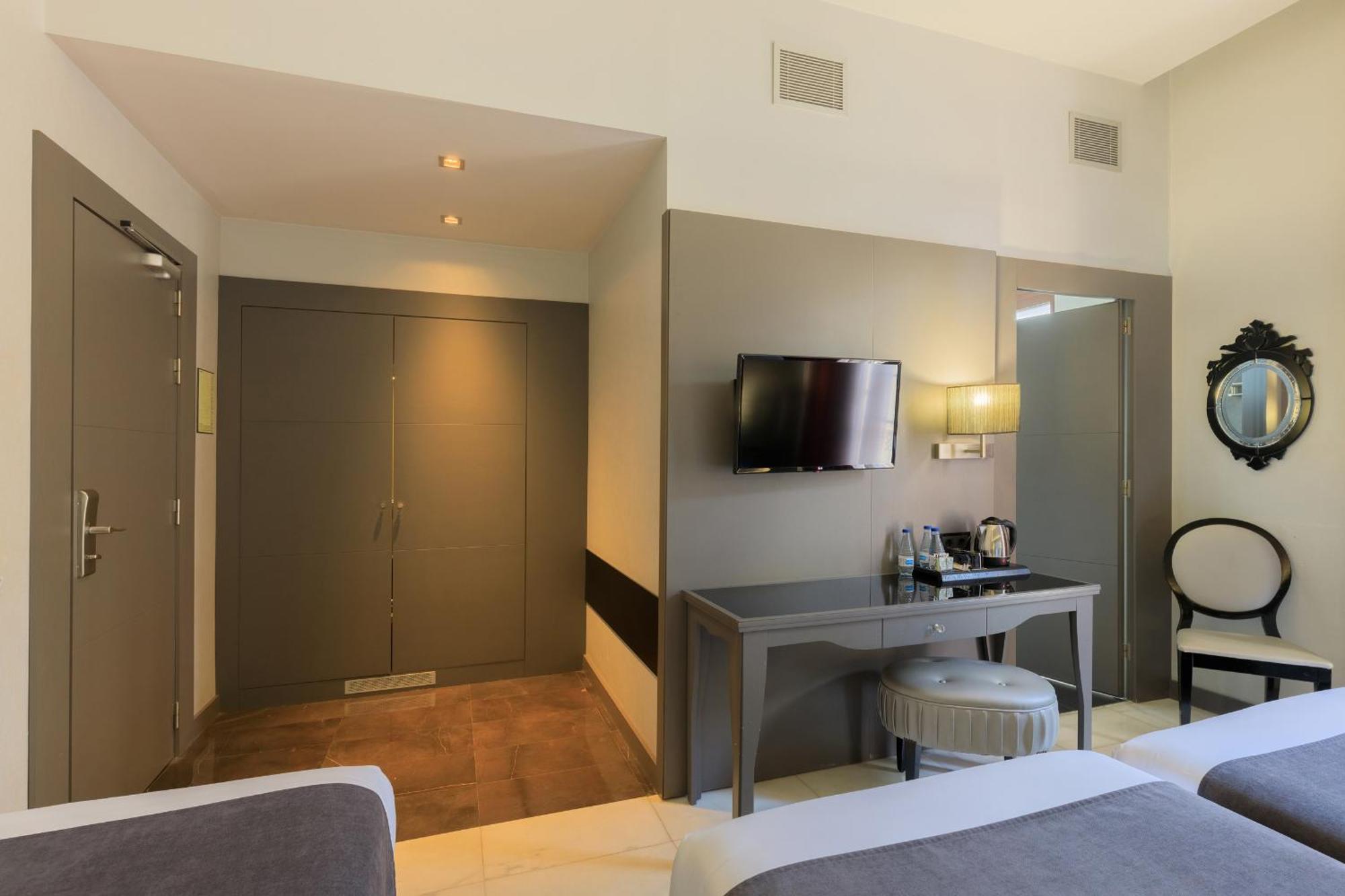 Double or Twin Room Extra Bed