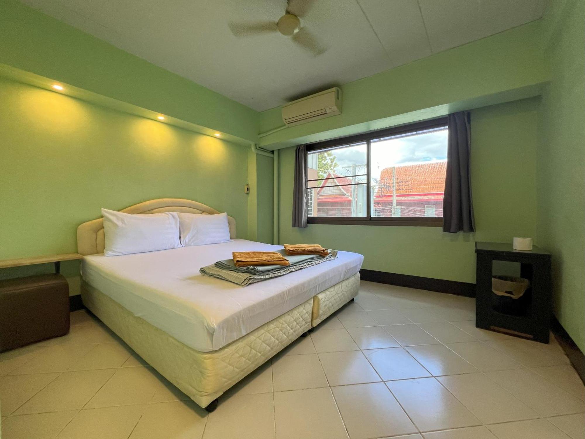 Double Room with Private Bathroom