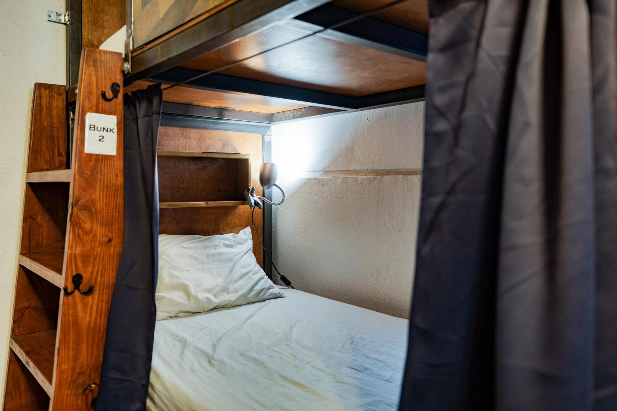 Bunk Bed in Mixed Dormitory Room