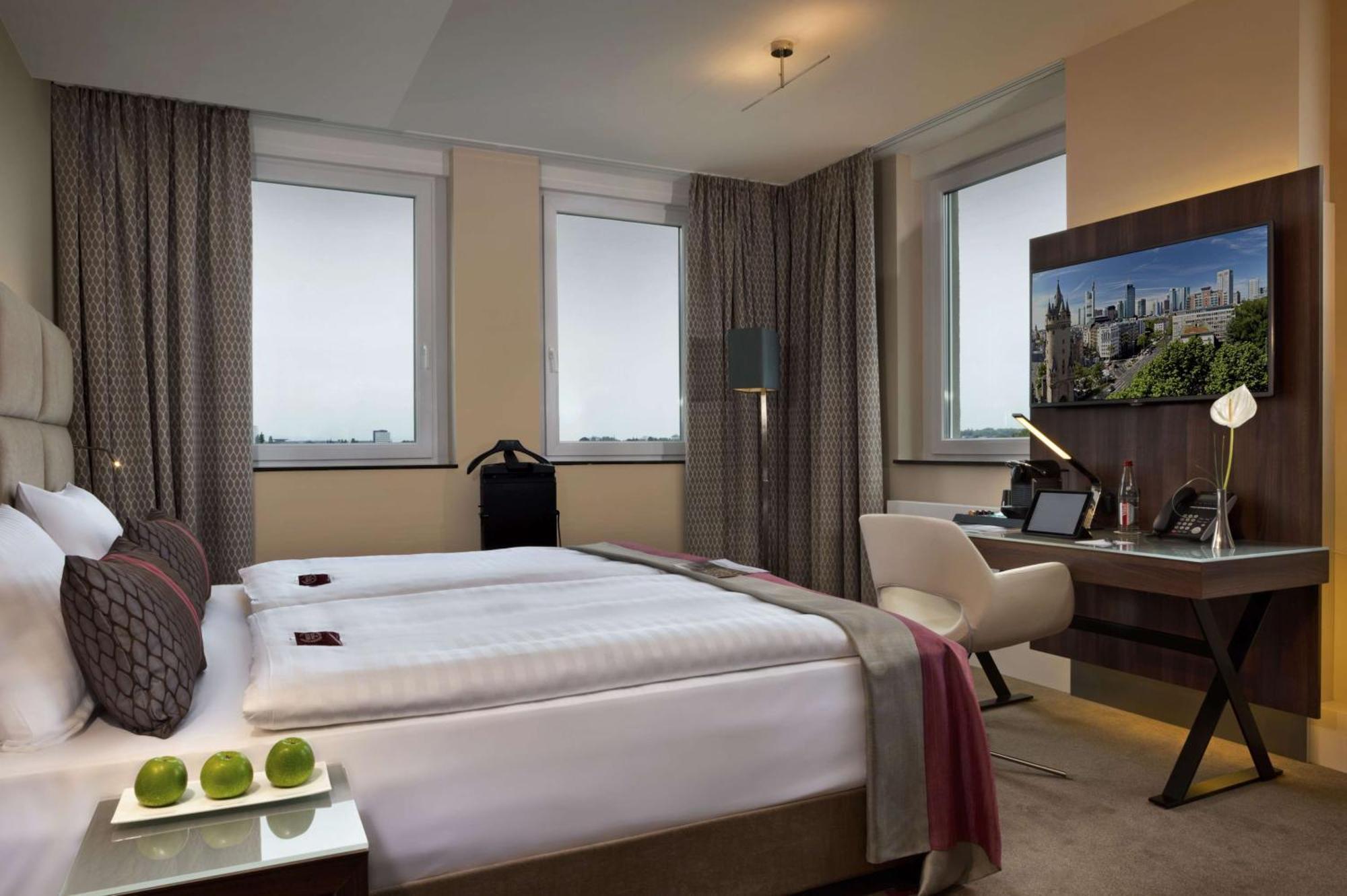 Superior Plus King Room