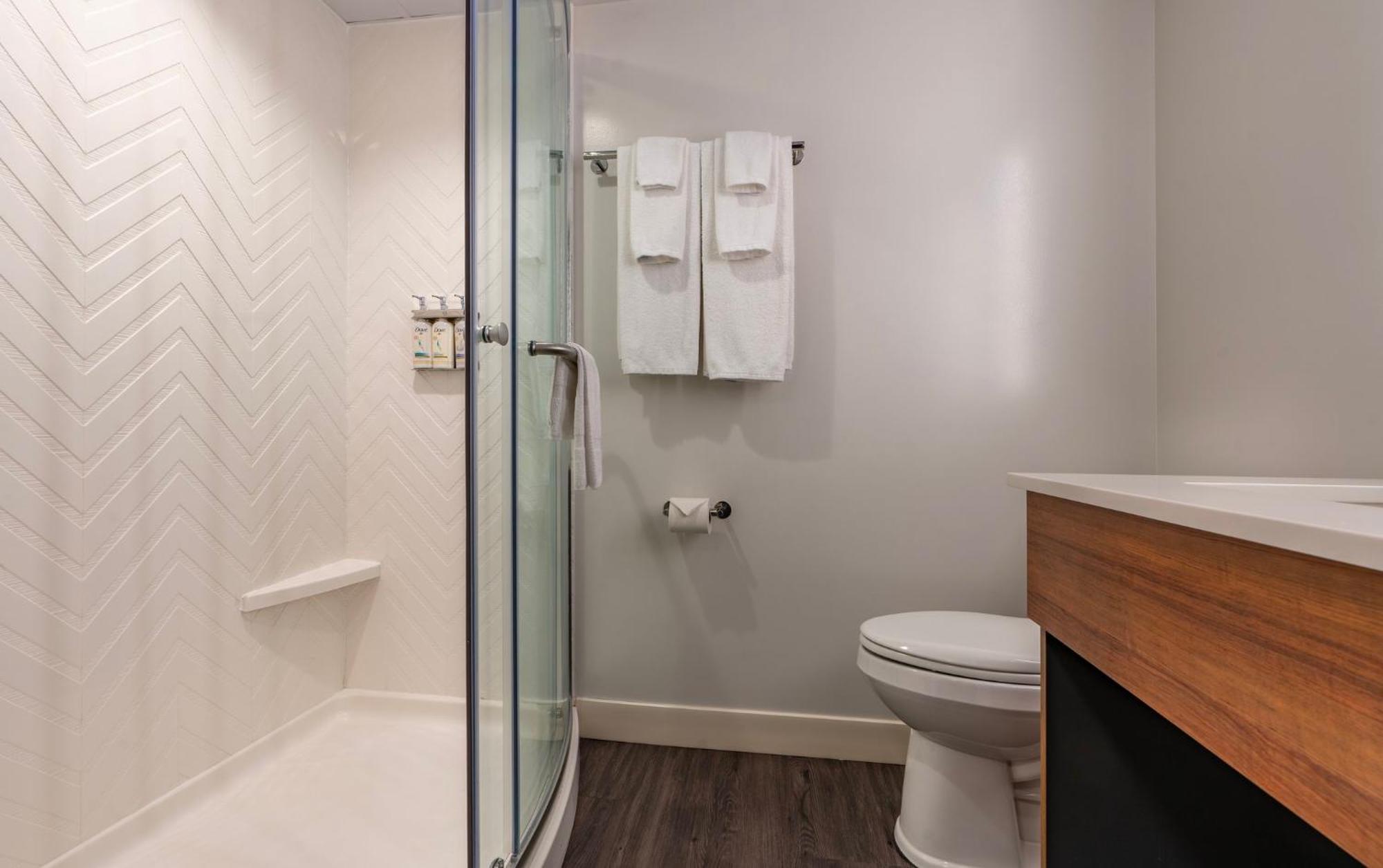 Premium pool access Two Double Beds