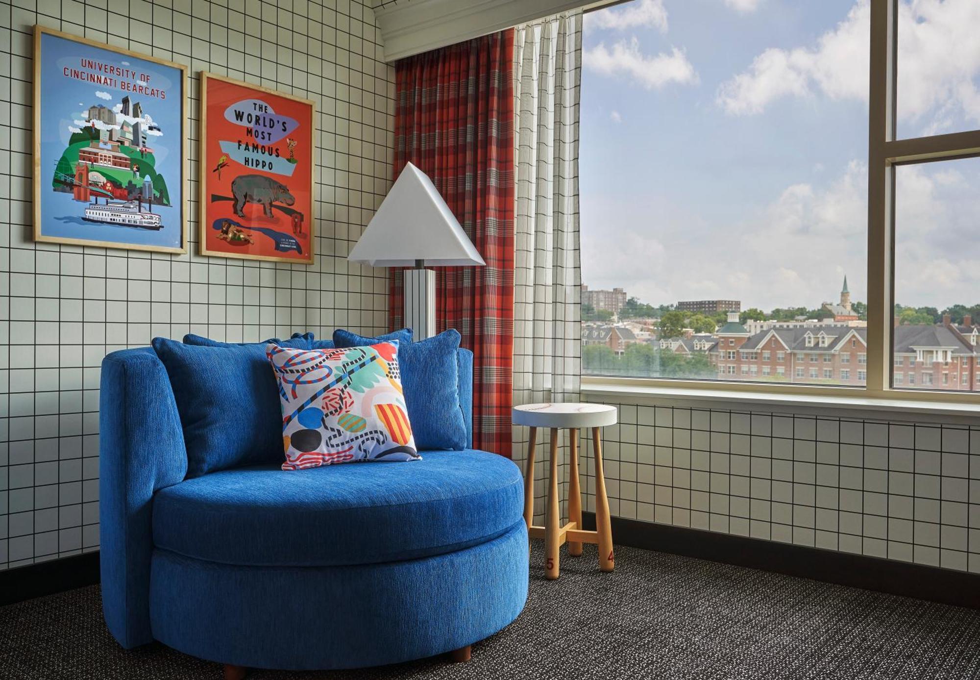 Graduate King Room